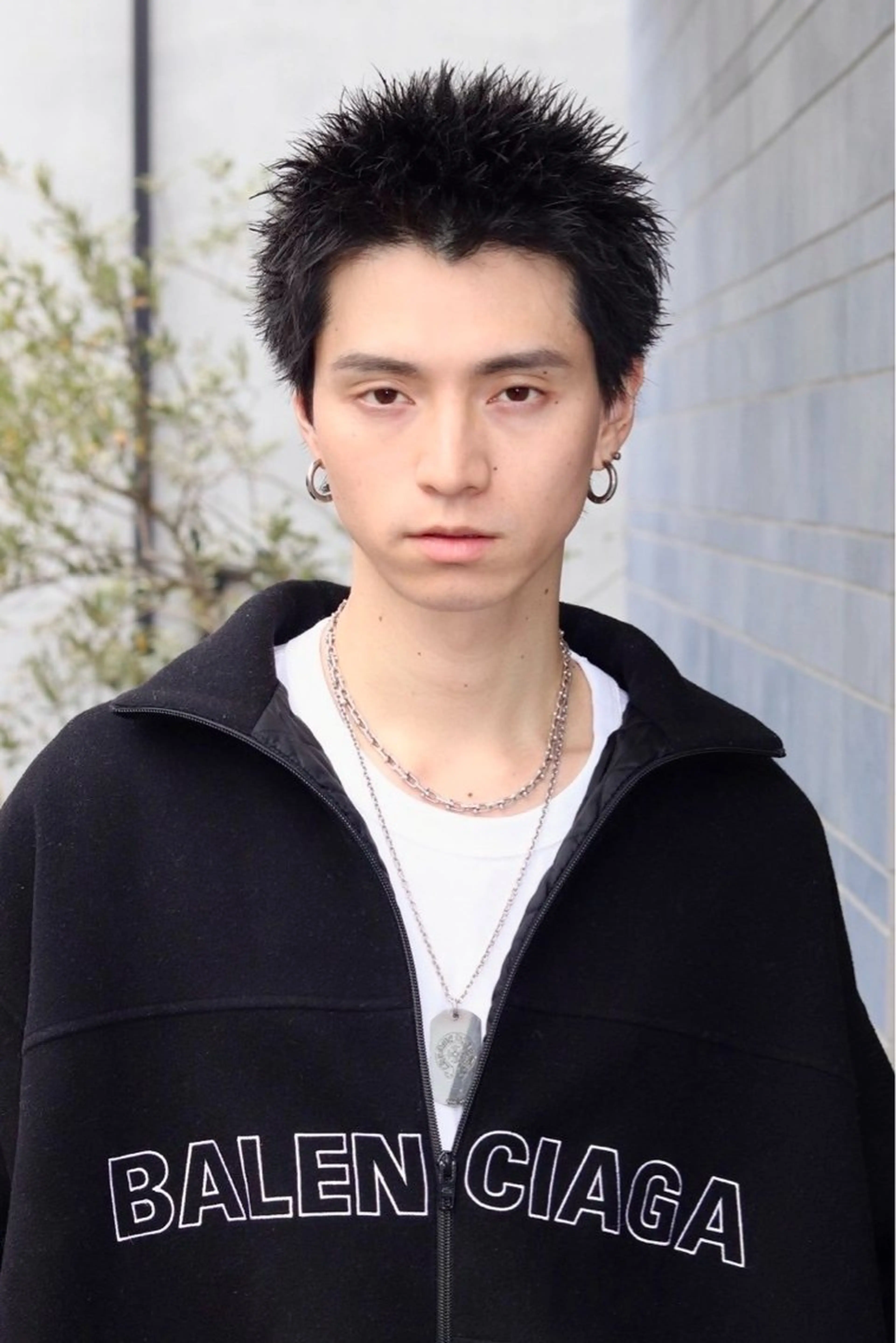 ショート メンズ メンズショート スパイキーショート ショートヘア カット トリートメント 【店長】メンズ職人 短髪　ハイトーン🔥のヘアスタイル