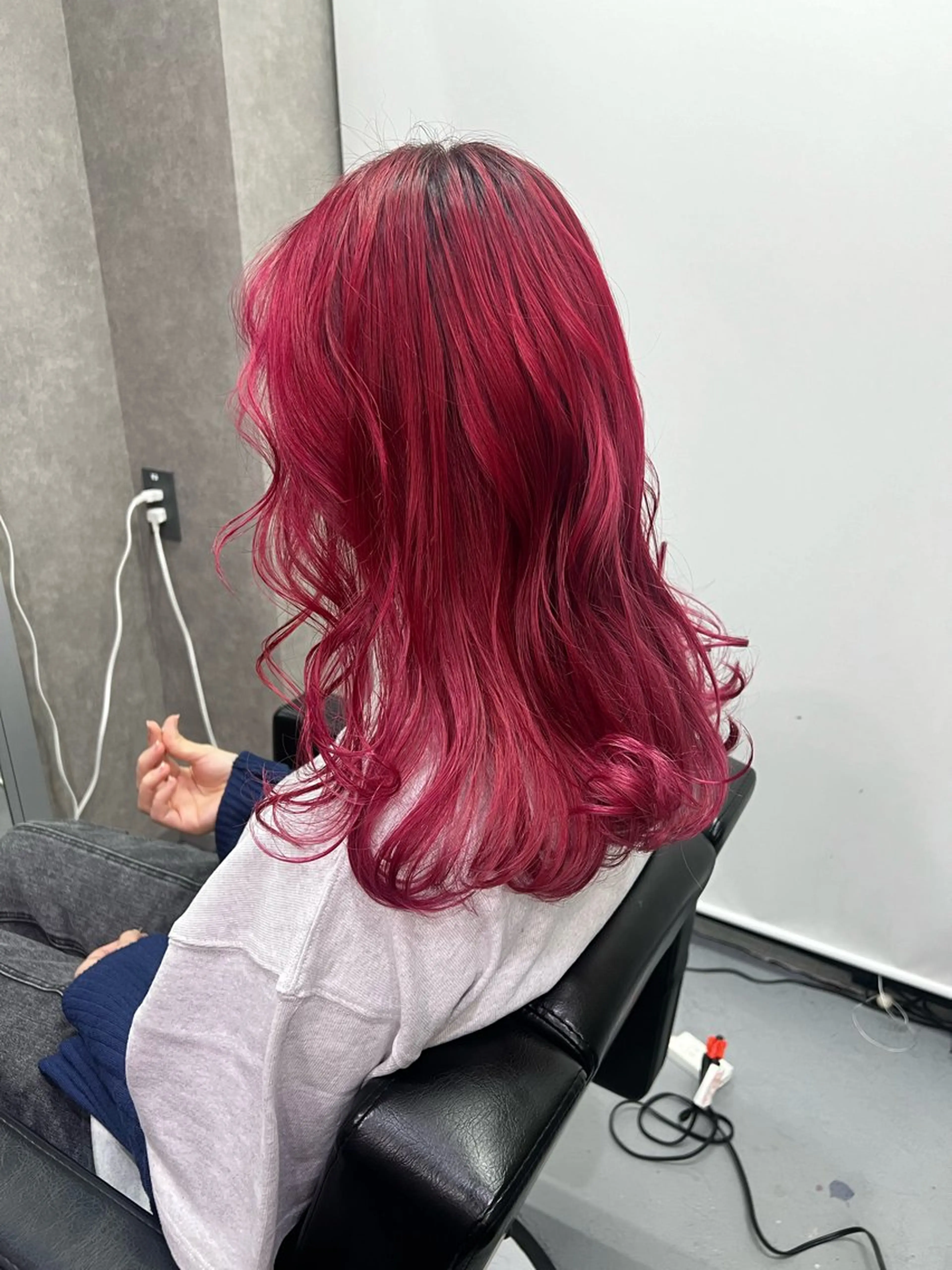 ケアブリーチ(1ブリーチ)+オンカラー+クイックトリートメント💜💚💙❤️の写真