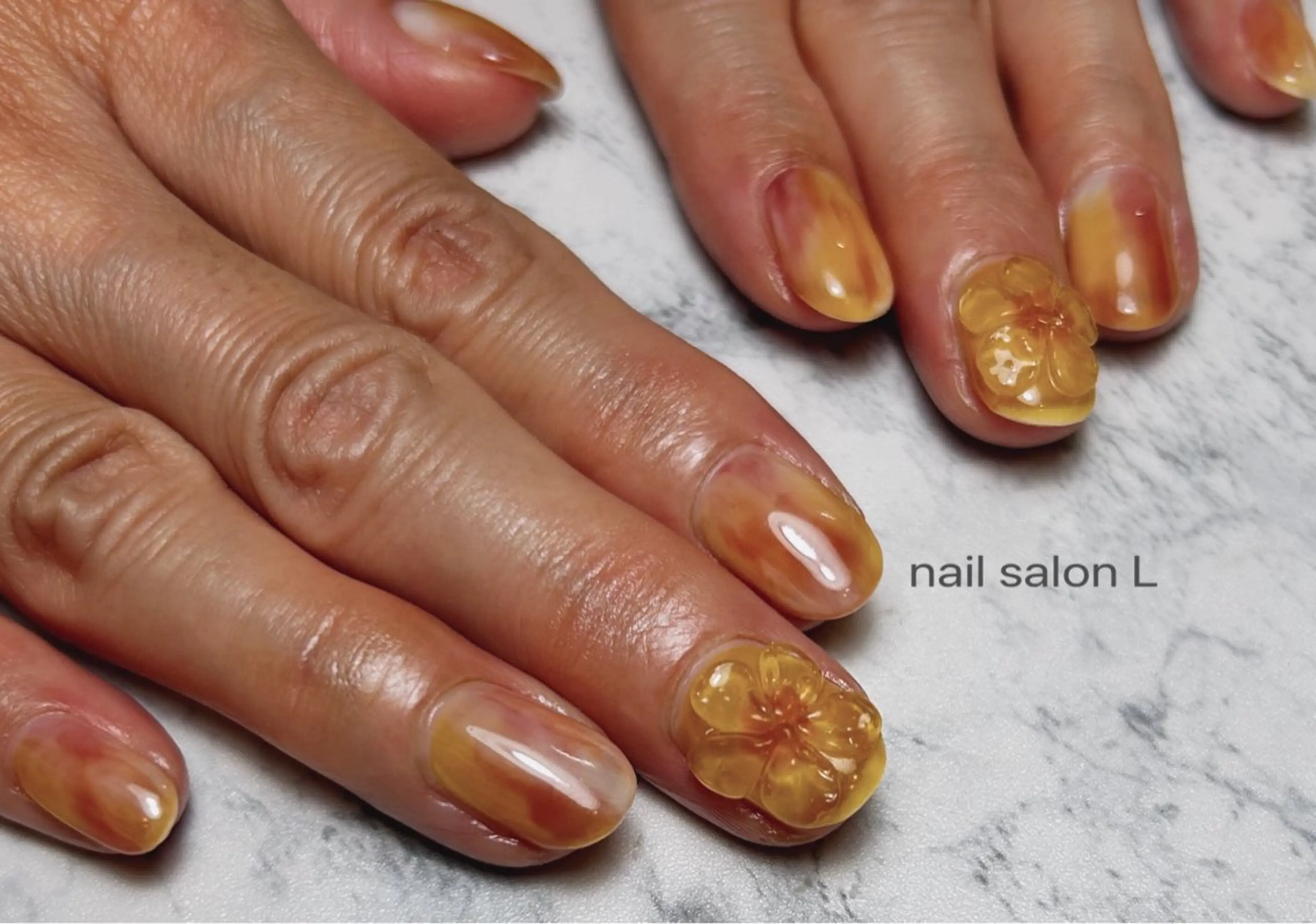 ネイル フラワーネイル ニュアンスネイル ハンドネイル 吉川市 ネイルサロンLのネイルデザイン