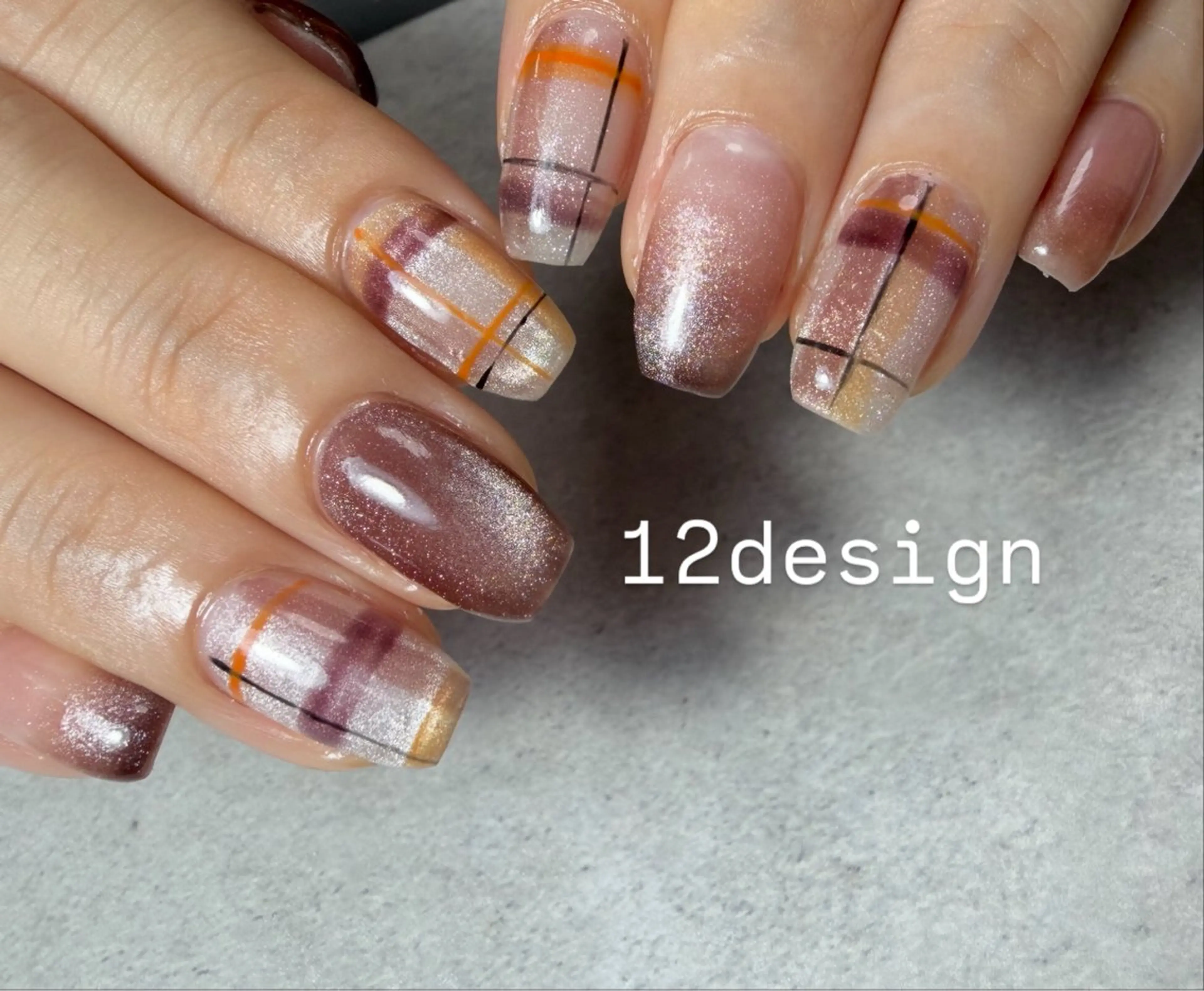 ネイル 12 designのネイルデザイン