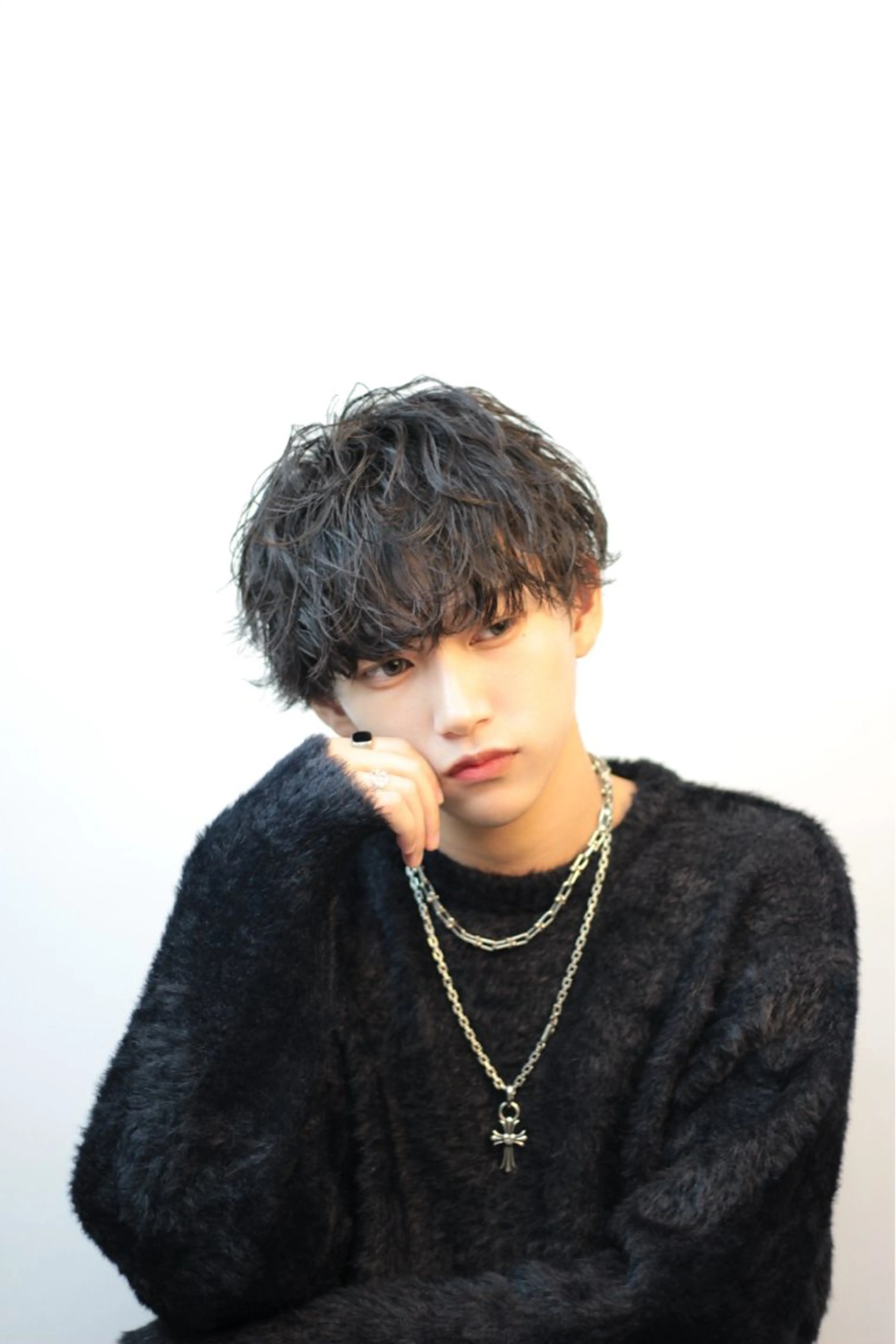 パーマ メンズ シャドウ/フェザー 朝崎倭斗のヘアスタイル
