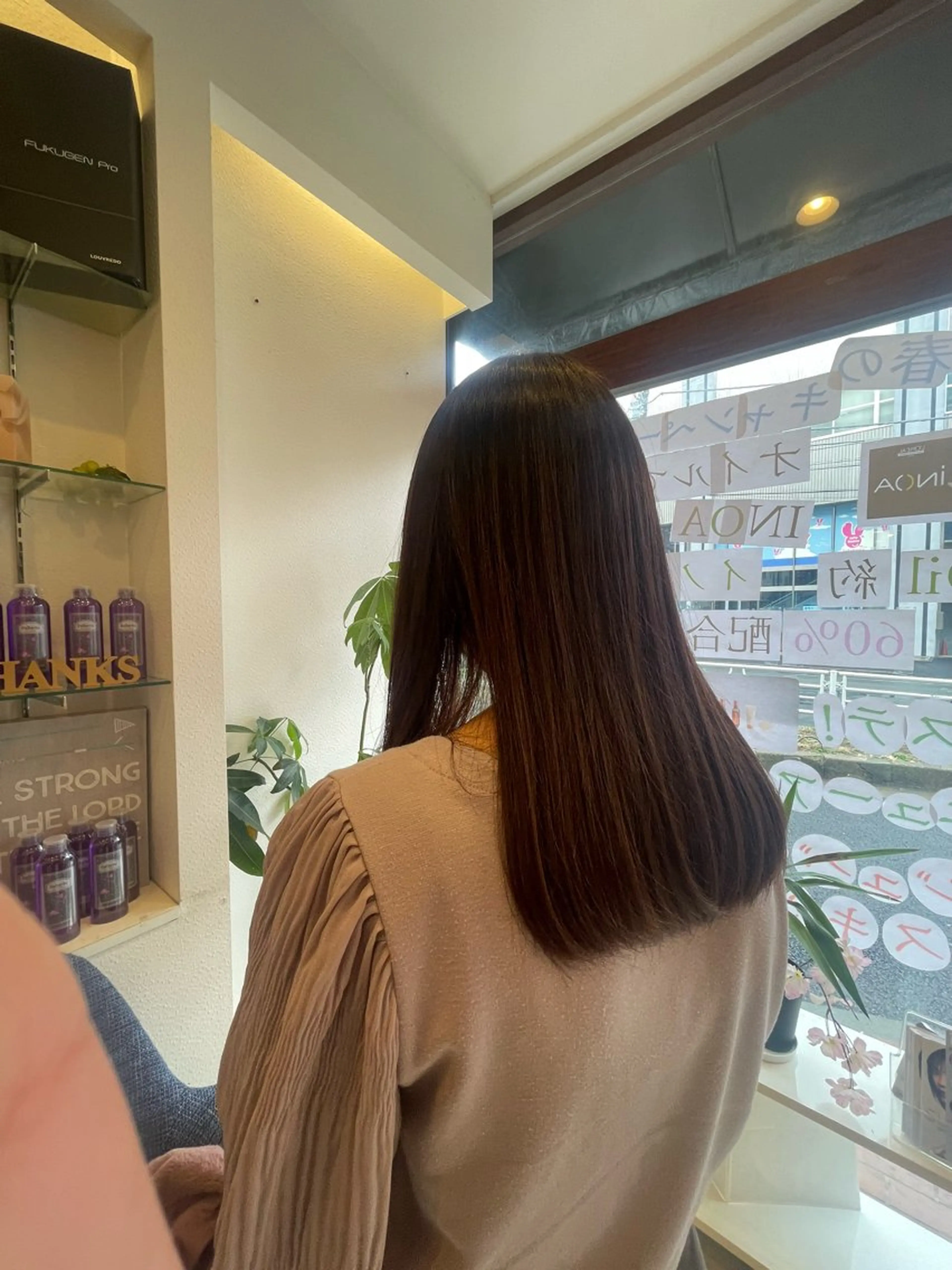 ロング 美粧ほそや所属・アライ ユウリのヘアスタイル