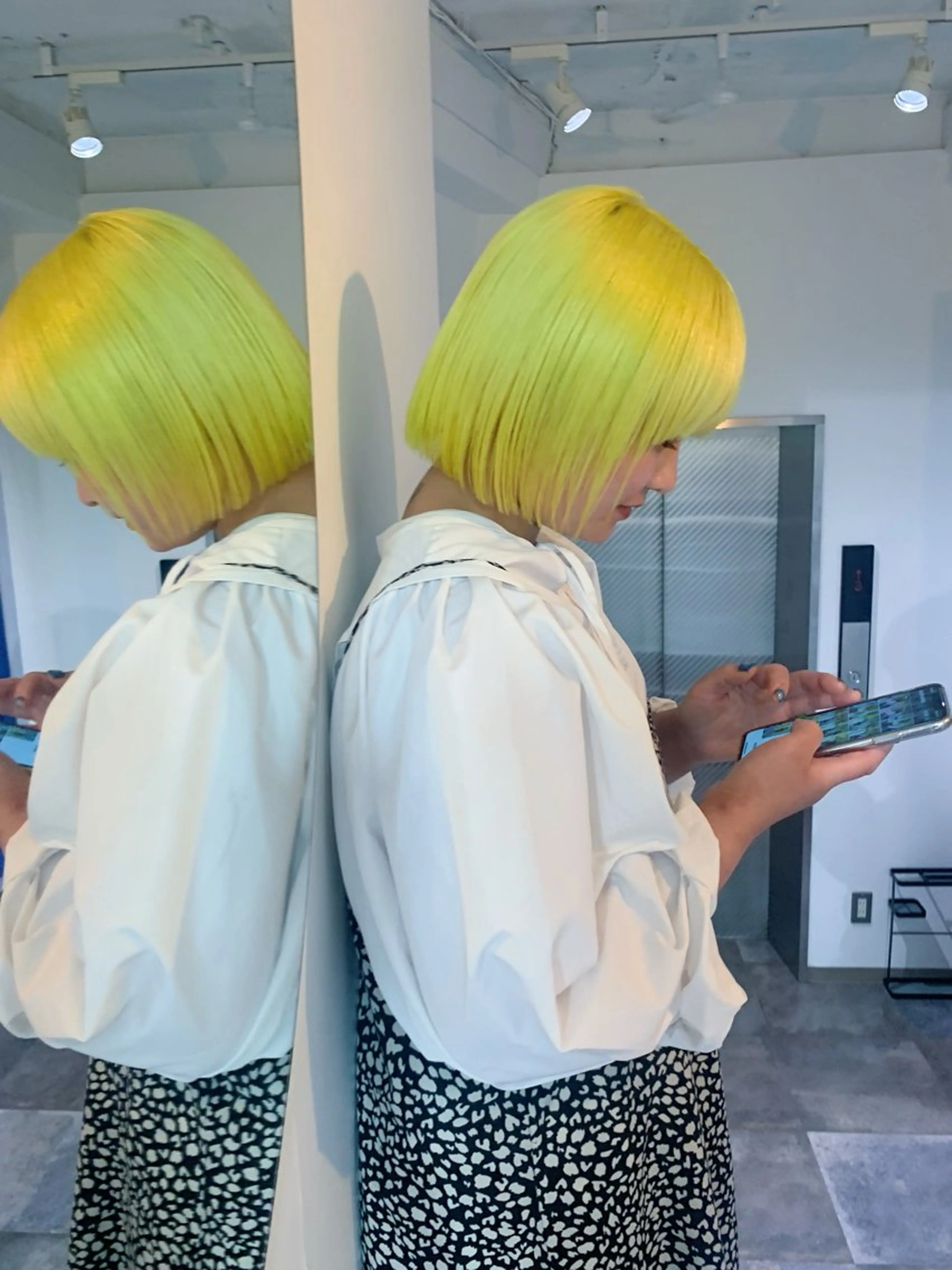 ショート カラー IDE AYANEのヘアスタイル