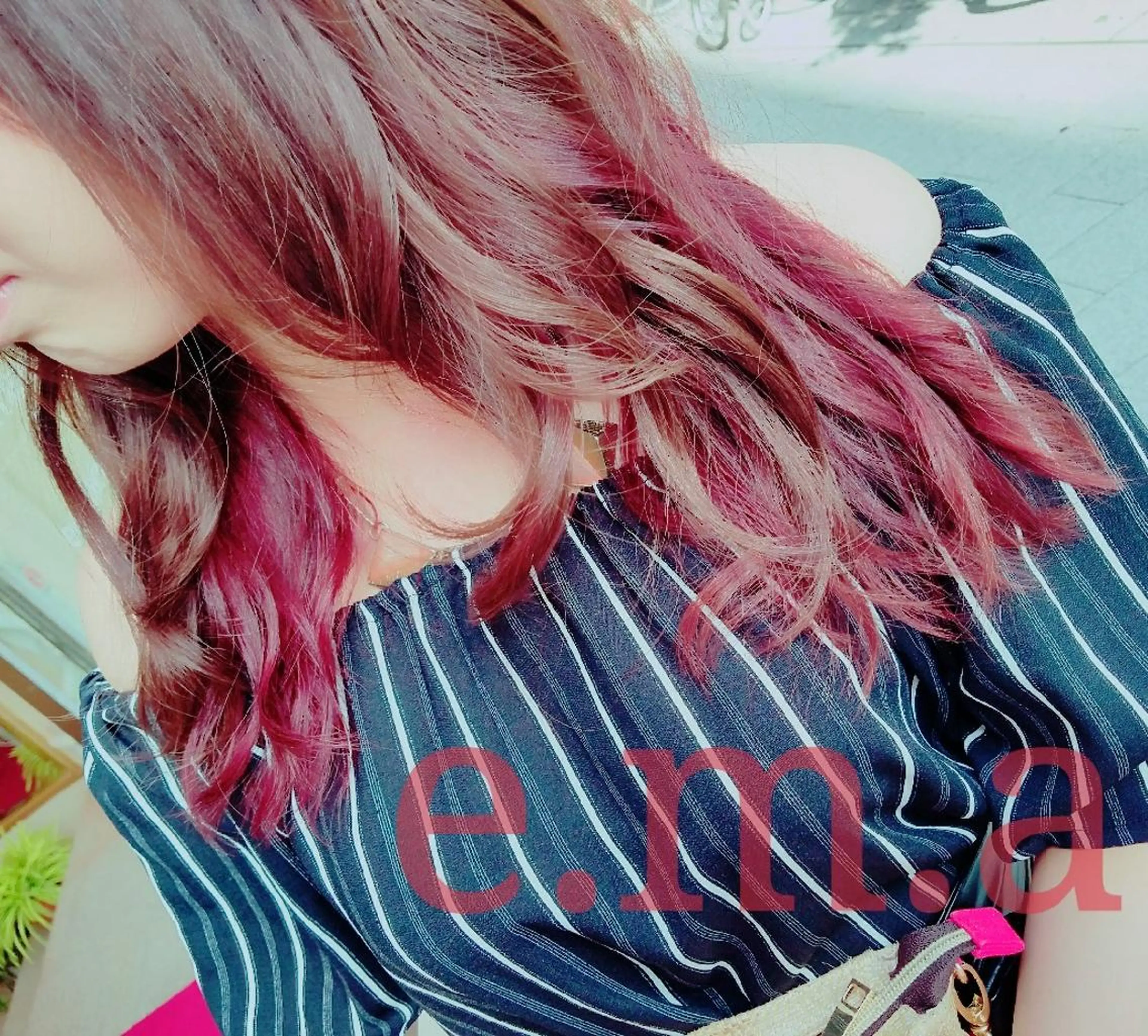 セミロング カラー インナーカラー 美谷添（ミヤゾエ） まどか大人ヘアサロンのヘアスタイル