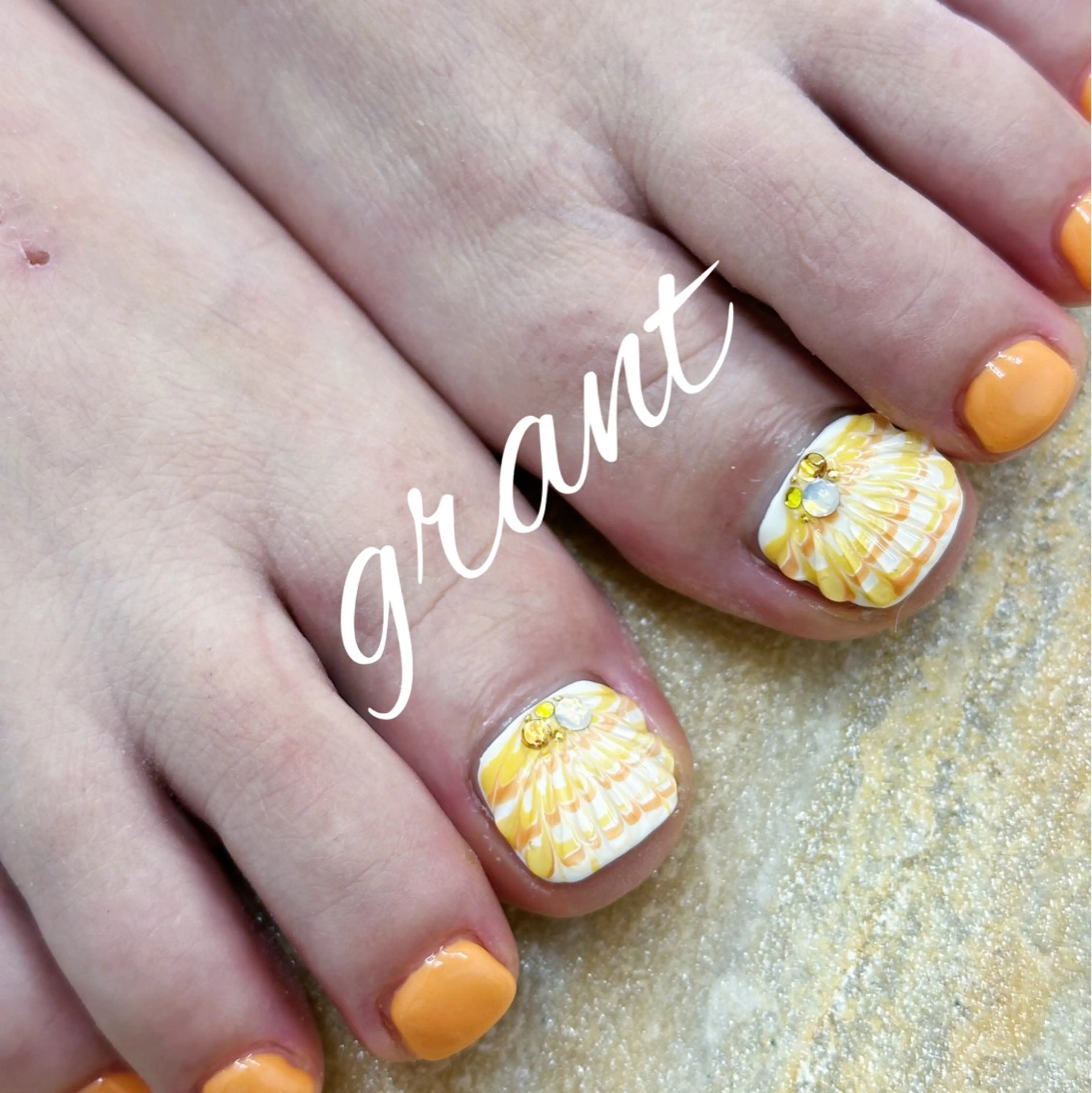ネイル フットネイル フットネイル nailsalon grantのネイルデザイン