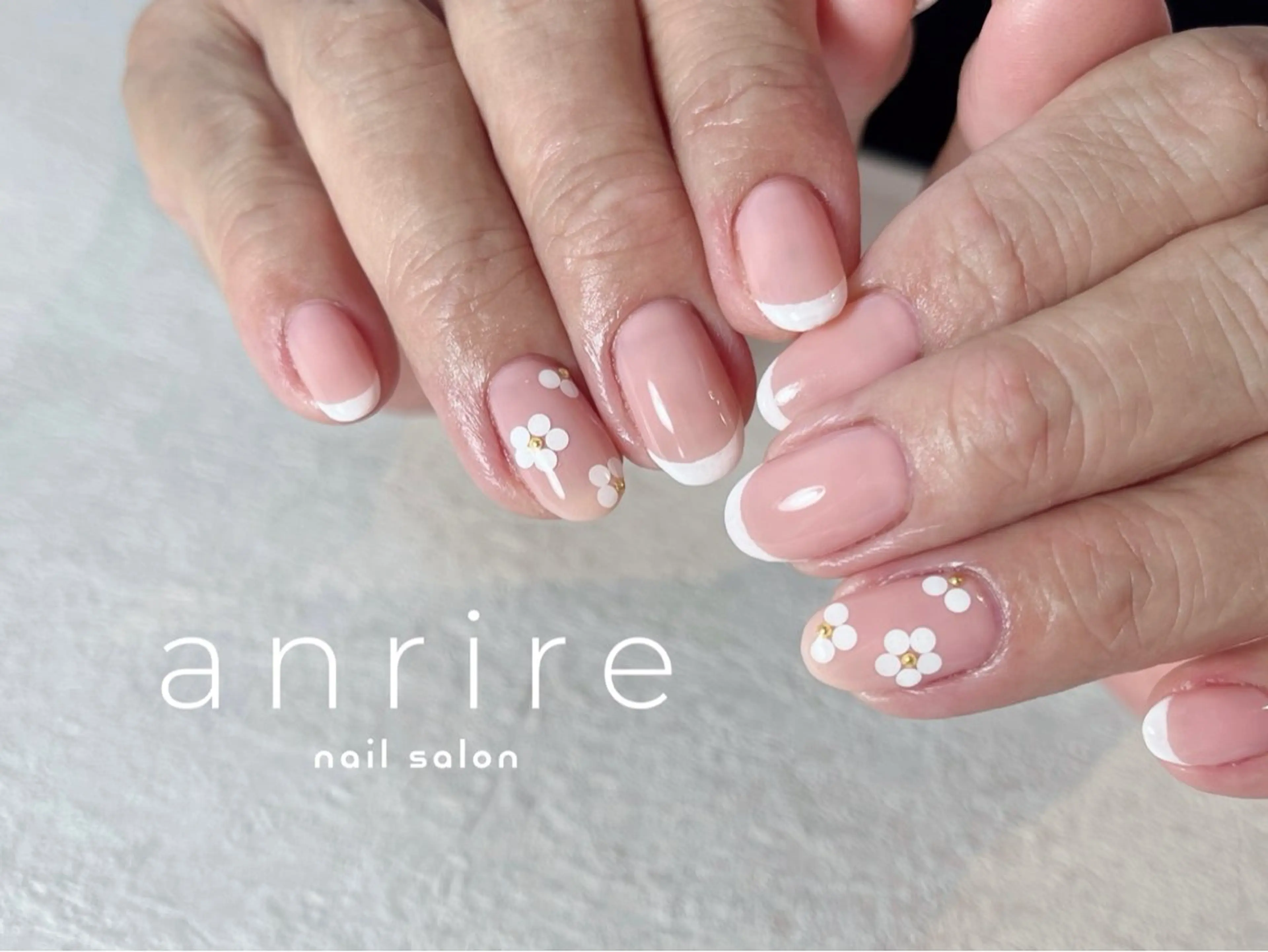 ネイル フラワーネイル フレンチネイル ジェルネイル ホログラムネイル オフィスネイル ハンドネイル nailsalon anrireのネイルデザイン