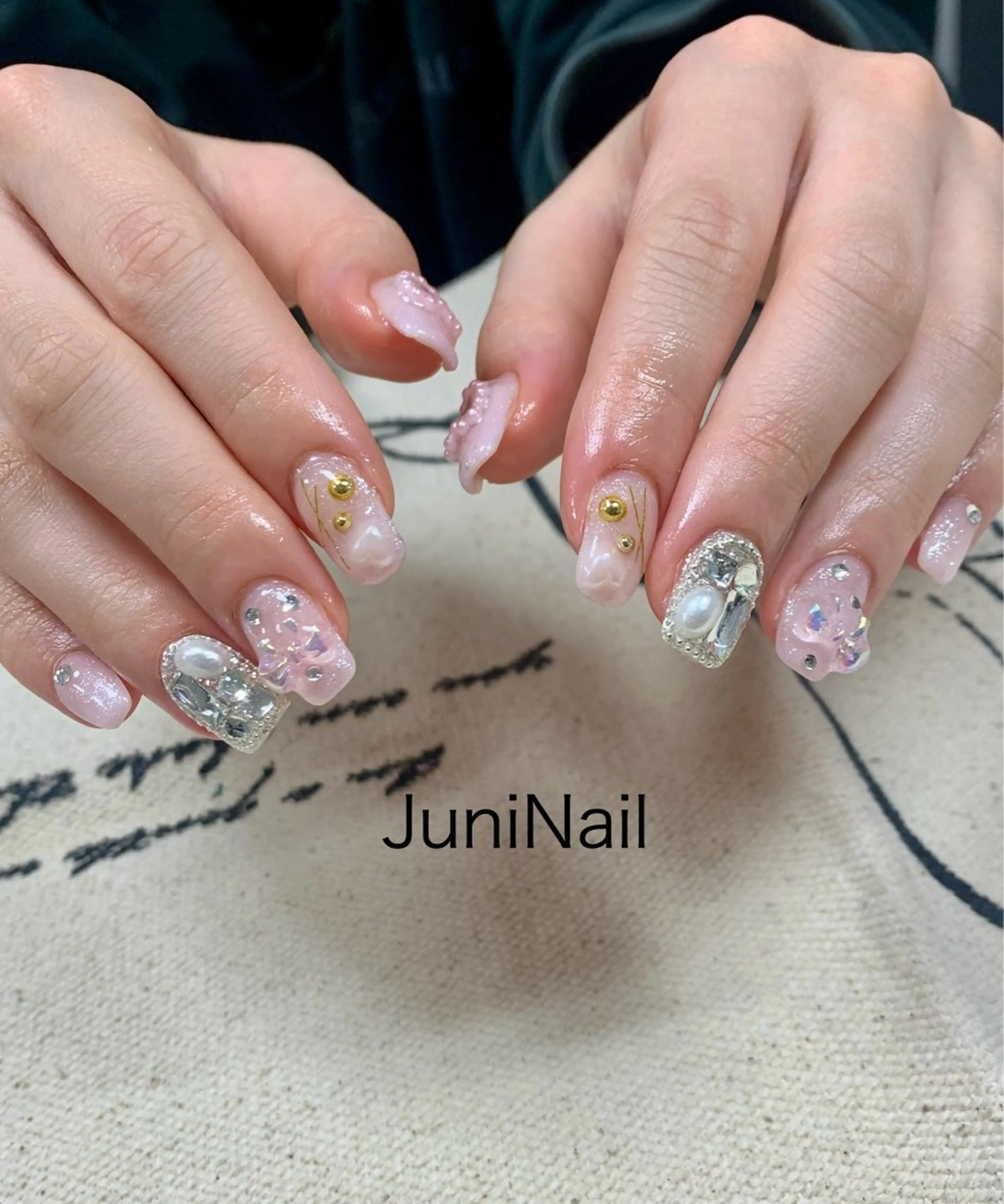 ネイル ハンドネイル JuniNail 주니네일🇰🇷suのネイルデザイン