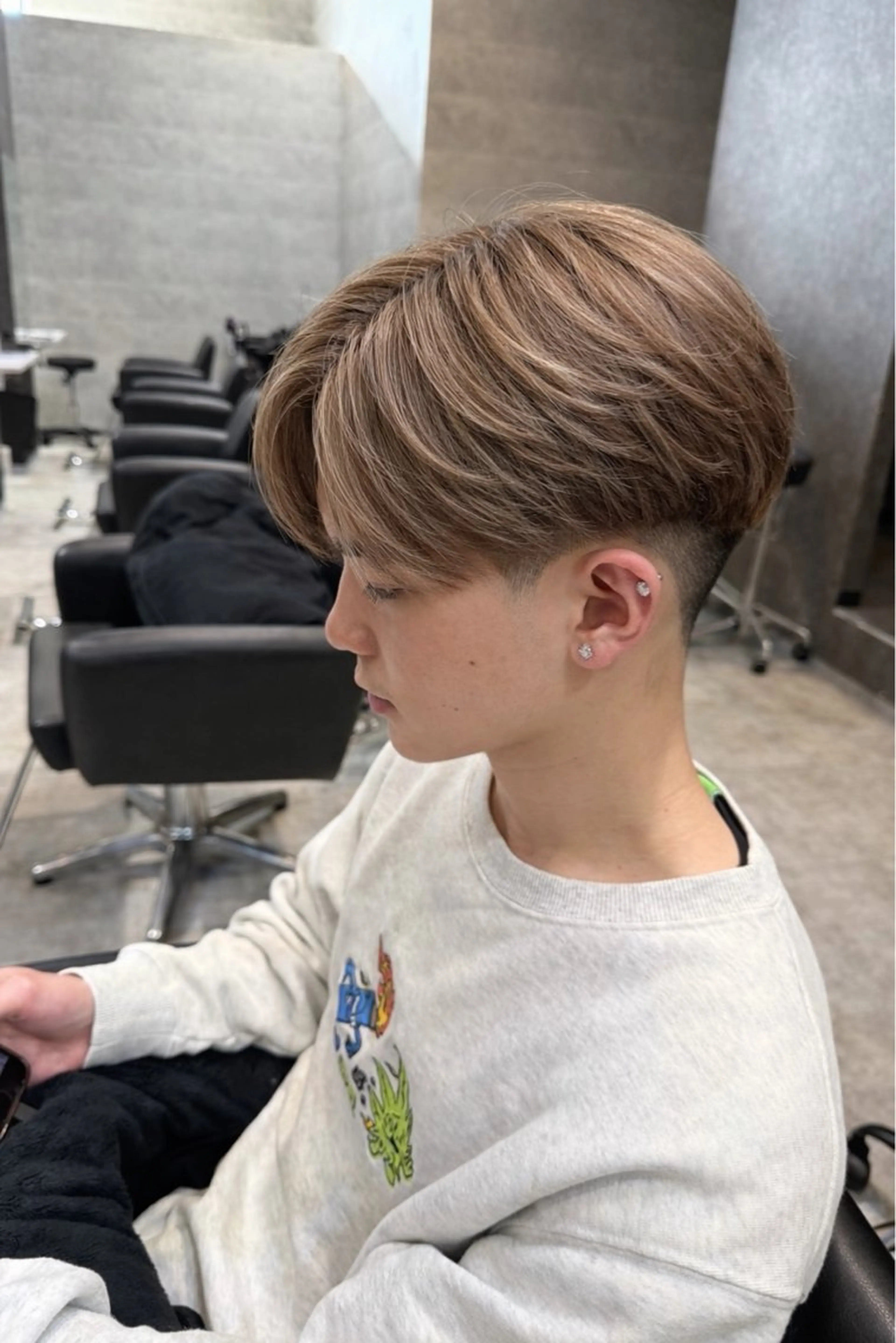 ショート カラー メンズ カット ヘアカラー トリートメント _WHITE鳳店所属・_WHITE /藤田唯生のヘアスタイル