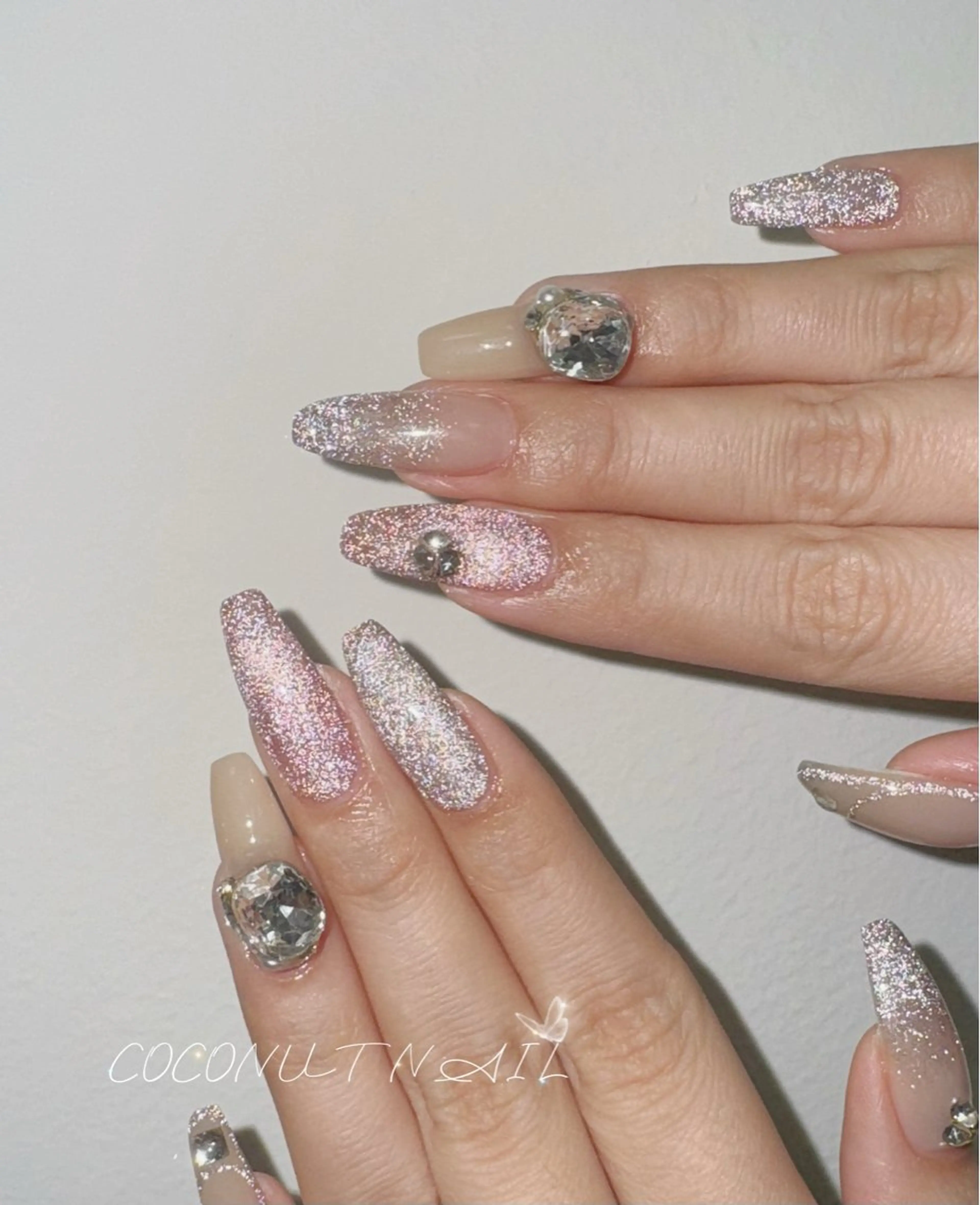 ネイル べっ甲ネイル フレンチネイル キラキラネイル マグネットネイル 大理石ネイル(マーブル) ハンドネイル 神田 ココナッツのネイルデザイン