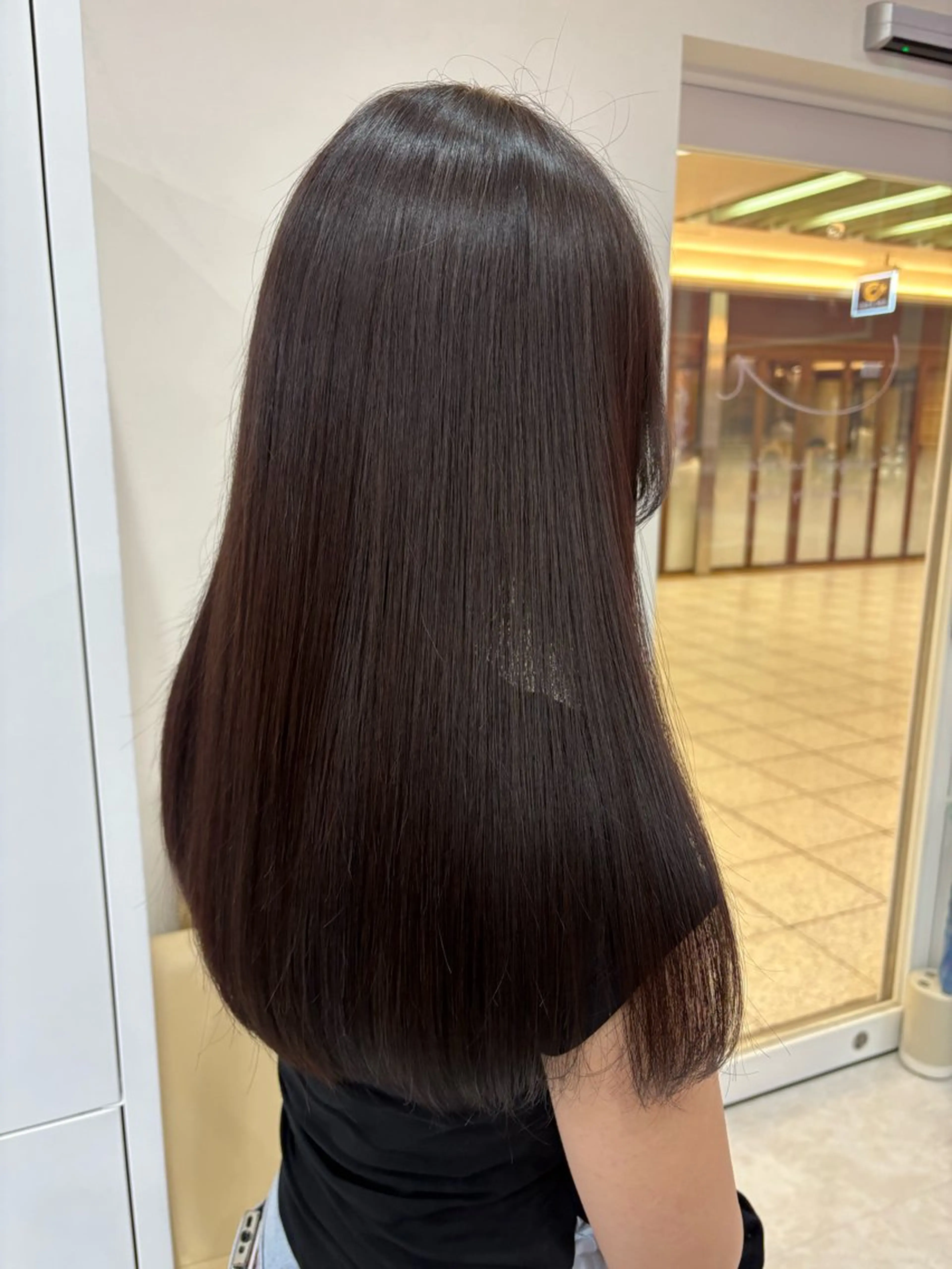 ロング カラー ブラウンカラー Hirona 縮毛矯正/髪質改善のヘアスタイル