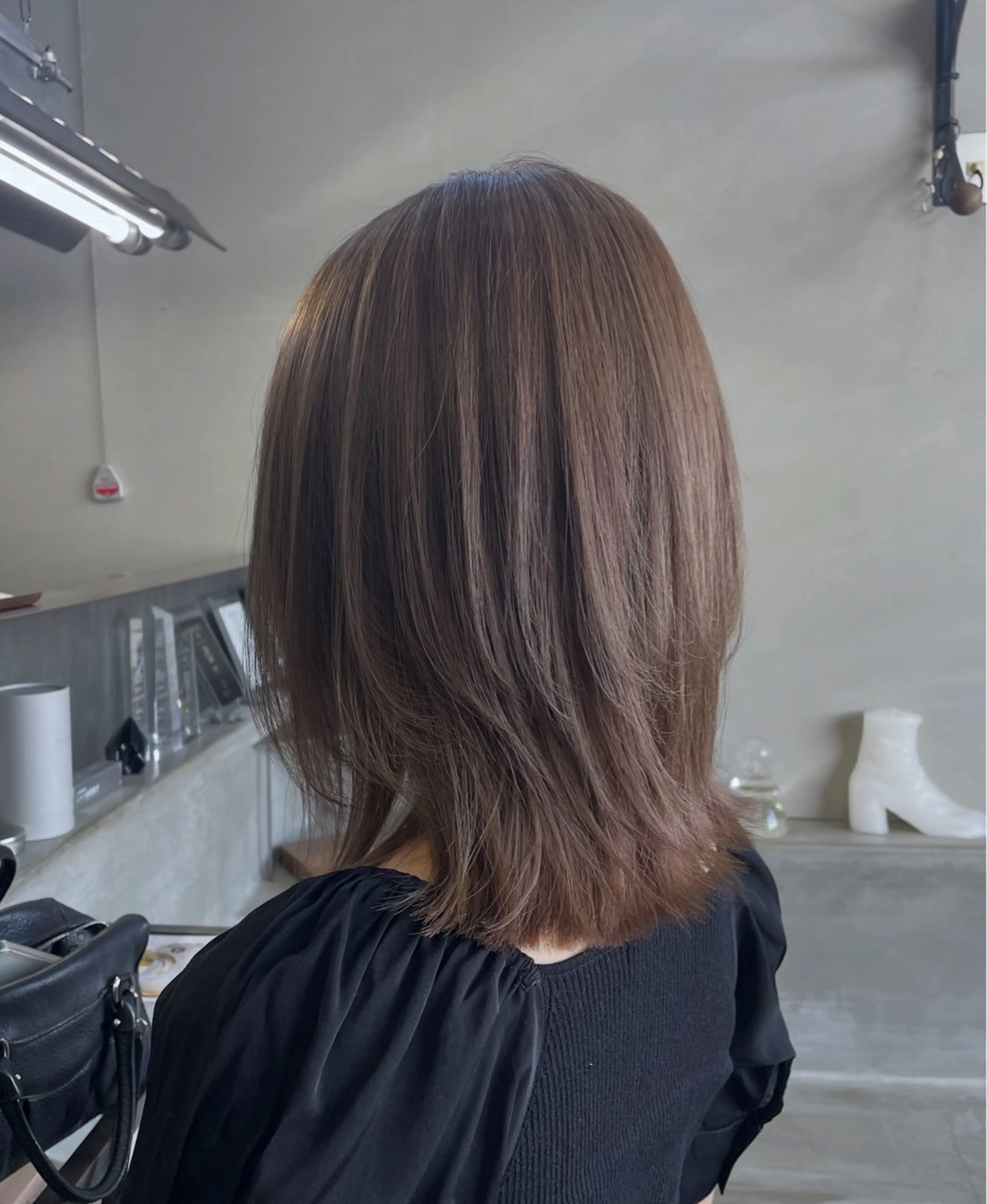 ミディアム カット ヘアカラー トリートメント cyan sayaのヘアスタイル