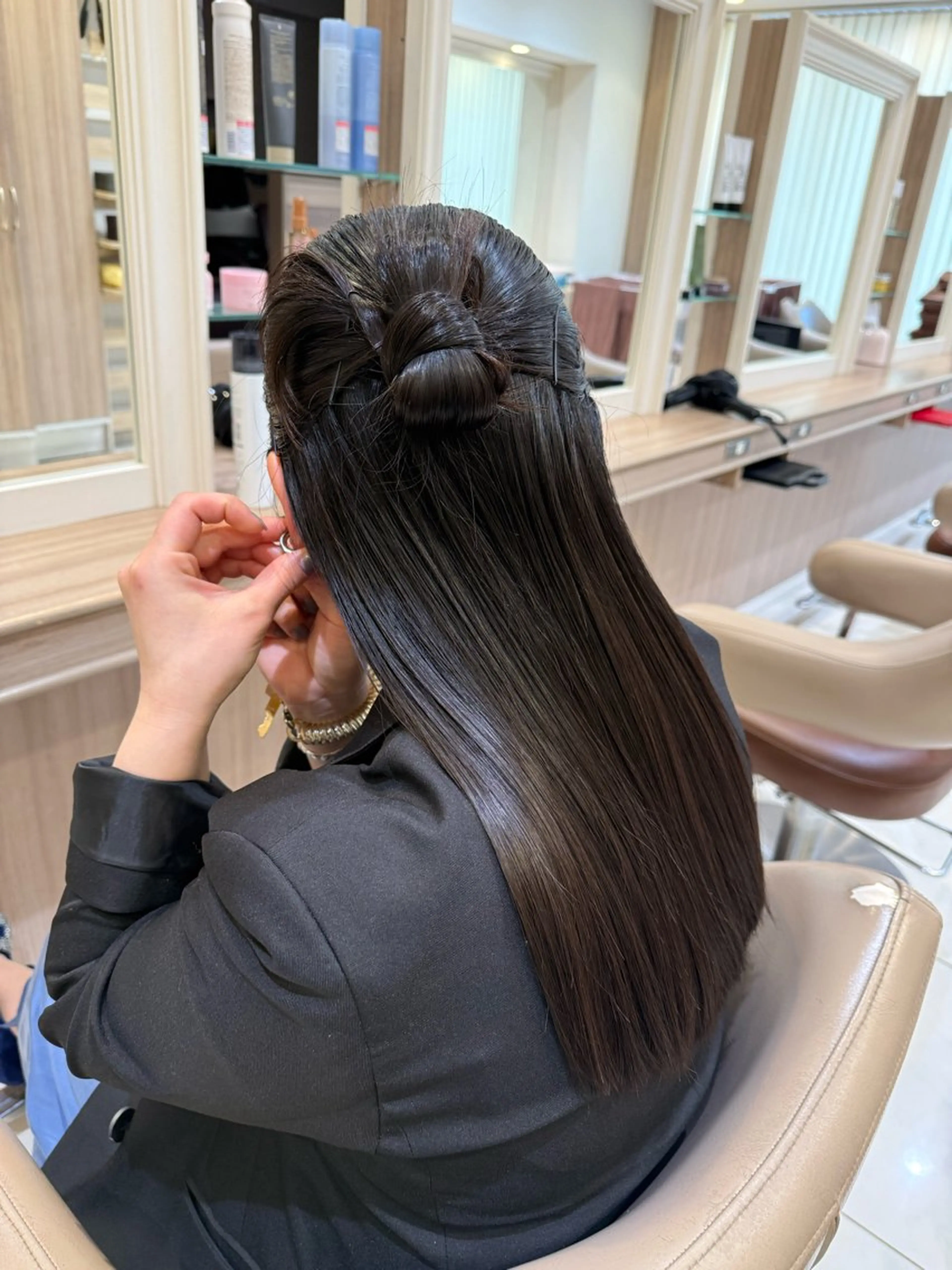 ロング ヘアアレンジ ヘアセット 韓国ヘアメイク🎀/ 縮毛矯正✨山本媛香のヘアスタイル