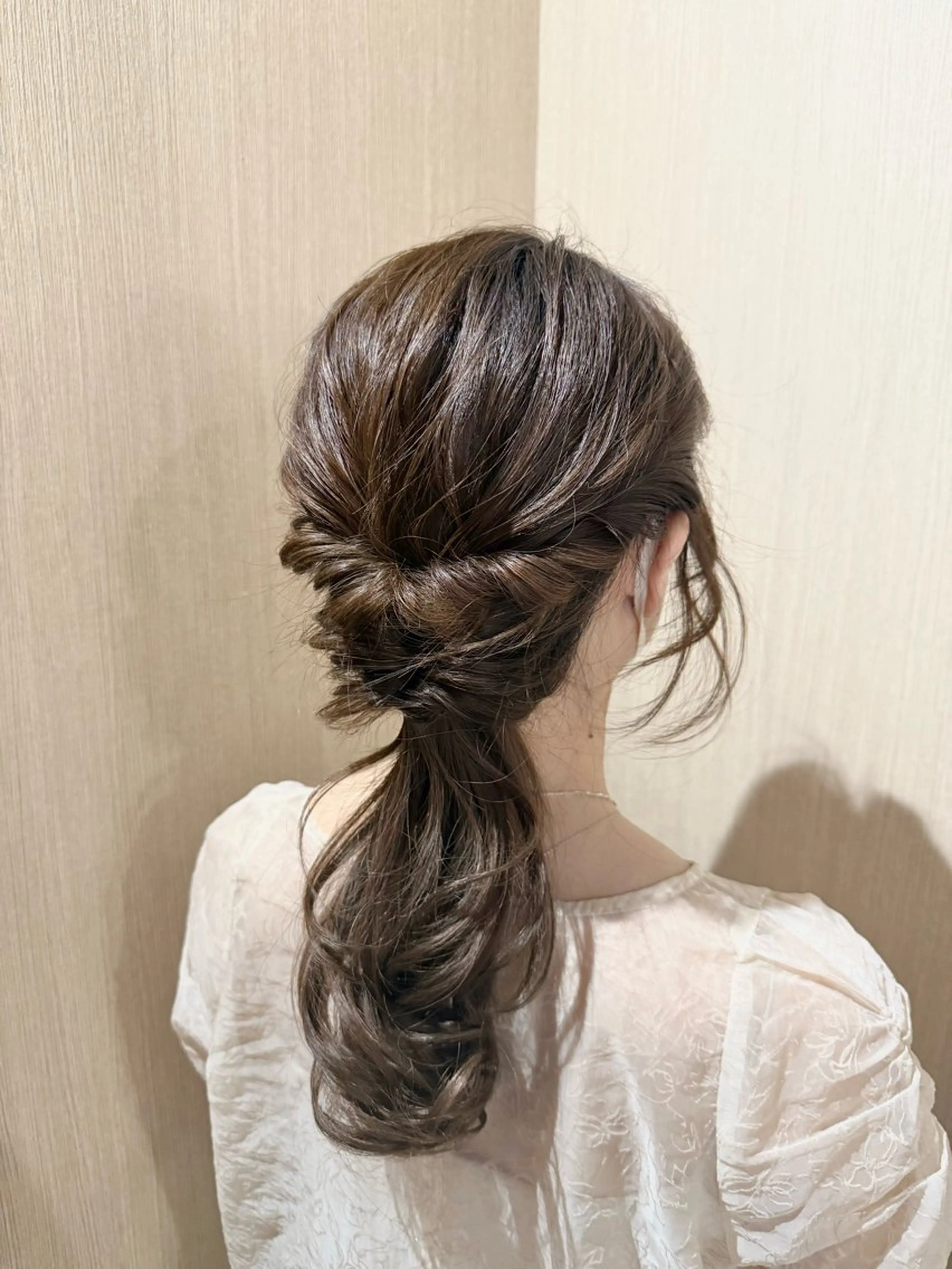 セミロング カラー ヘアアレンジ ヘアセット 吉岡 三四朗のヘアスタイル