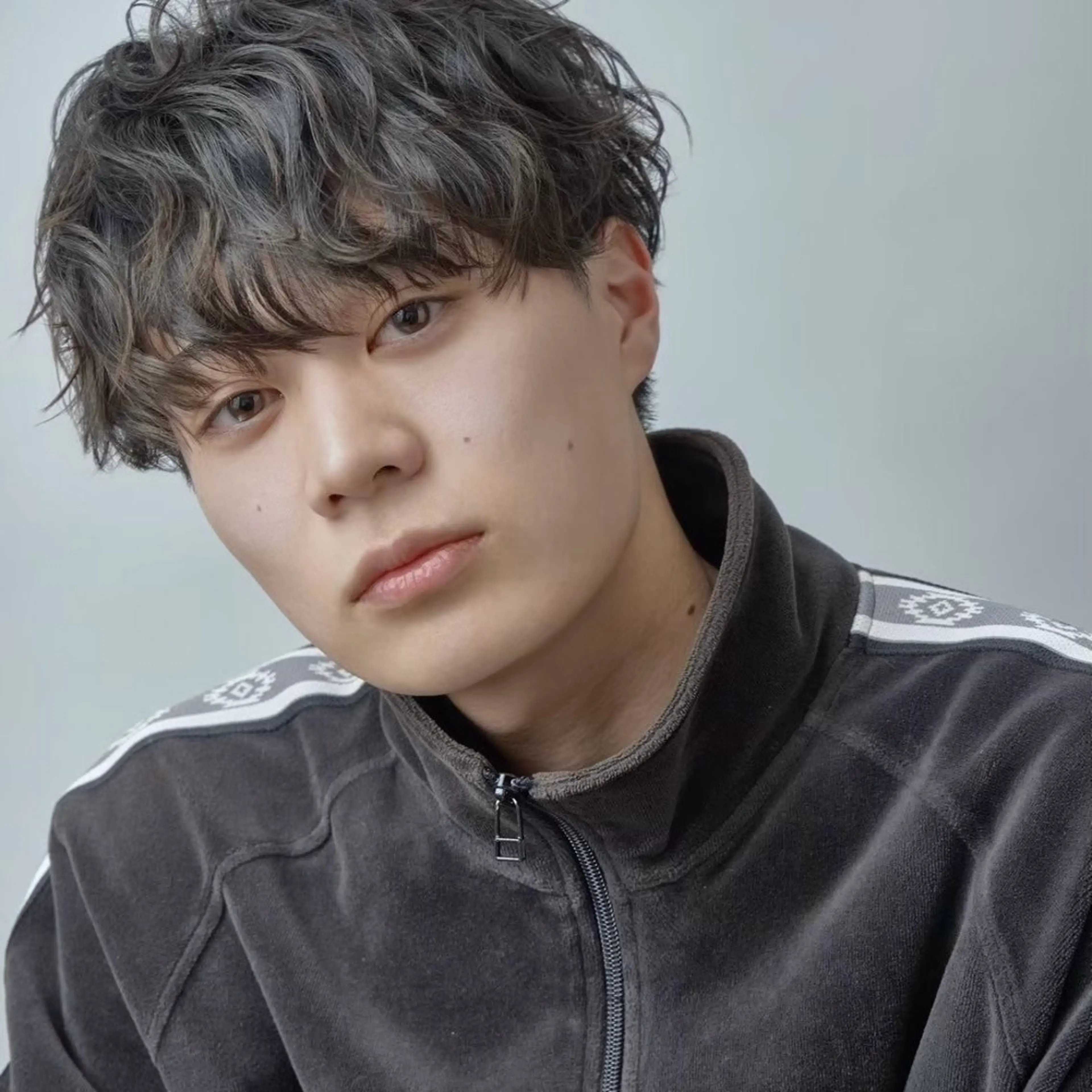 メンズ 曲がる縮毛矯正🌟 メンズアイブロウのヘアスタイル