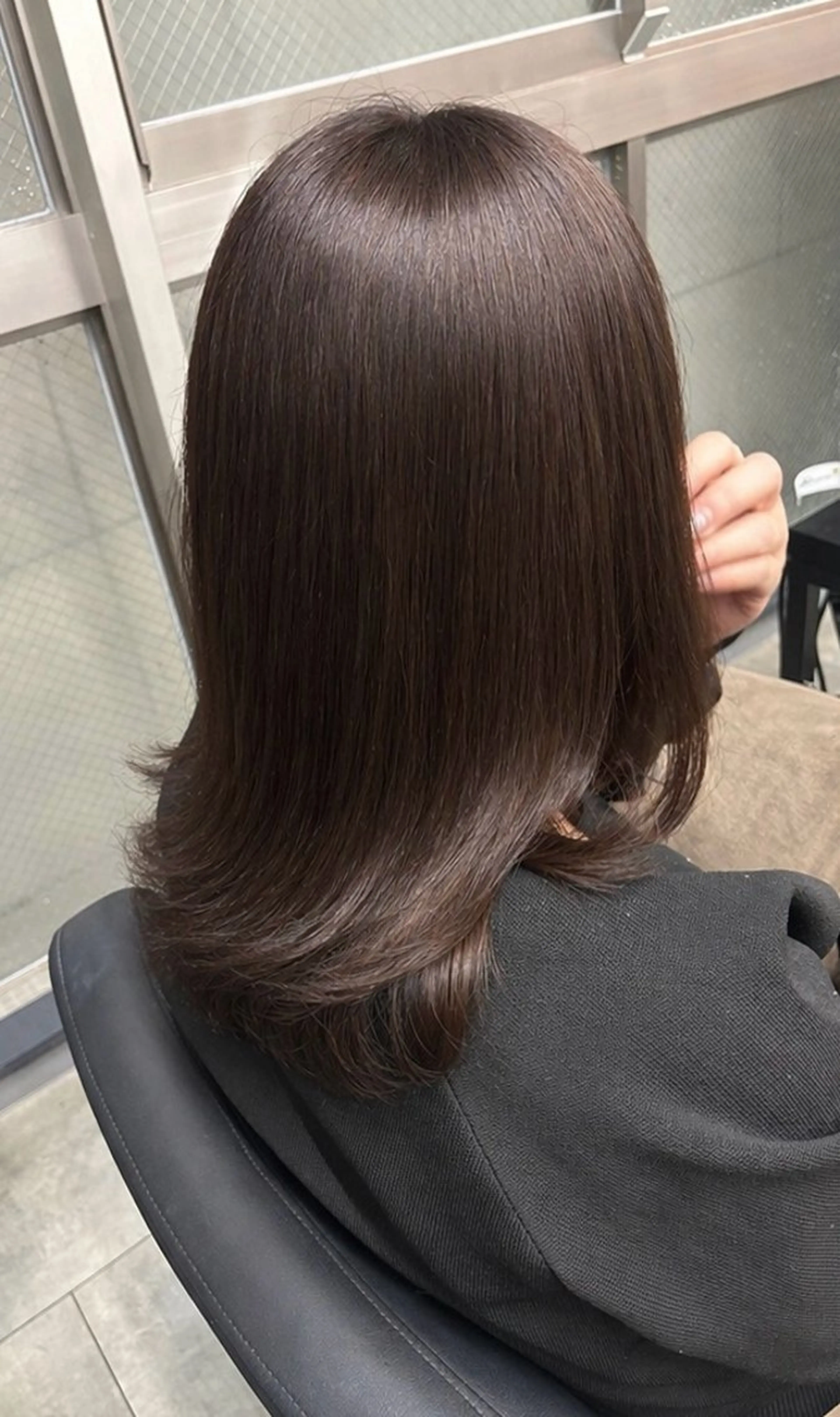 ミディアム カラー ブラウンカラー ヘアカラー ユージ / ケアブリーチ/透明感のヘアスタイル