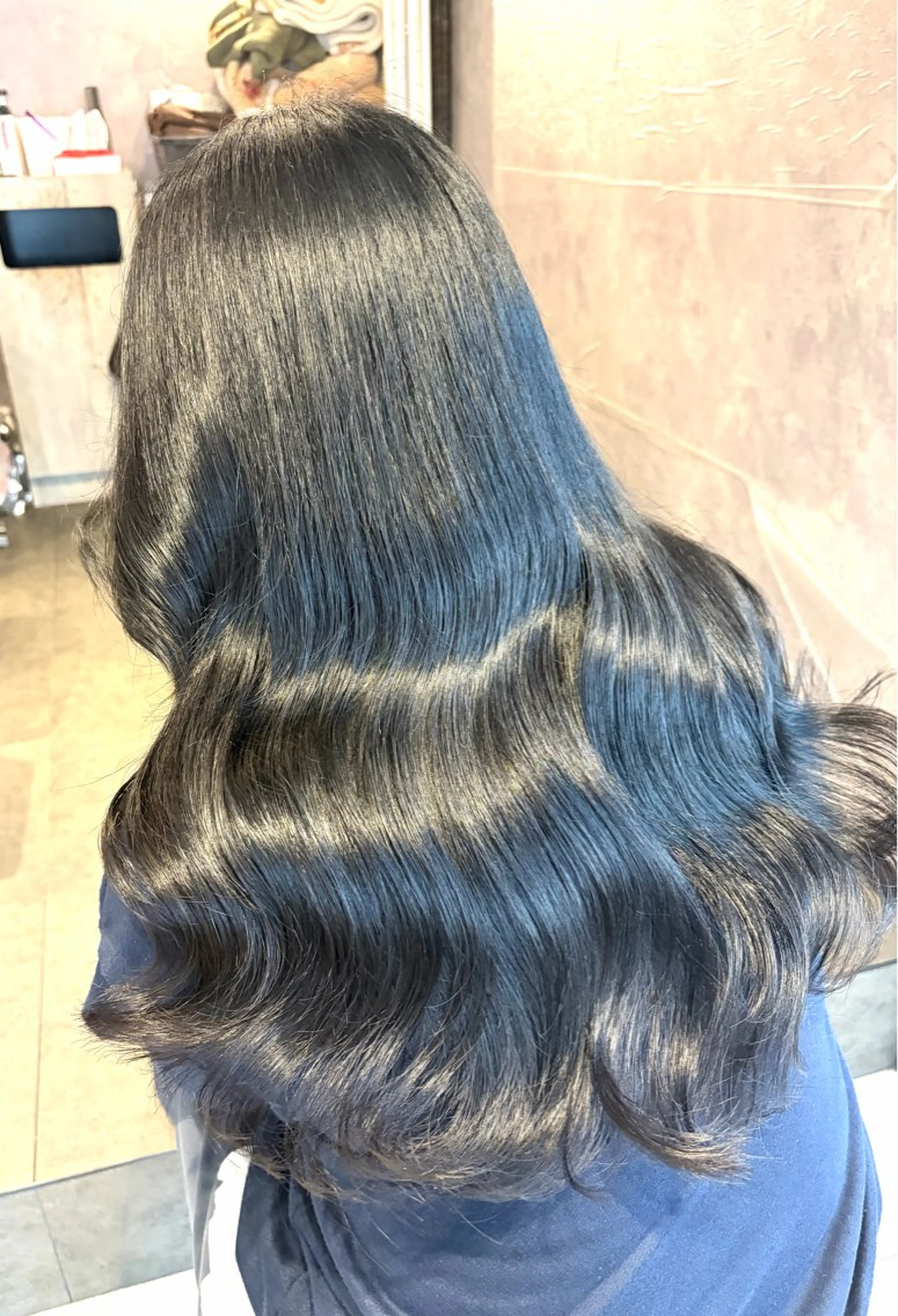 ロング カラー ヘアカラー トリートメント 🩶mana🩶艶髪 /カラーオンカラーのヘアスタイル