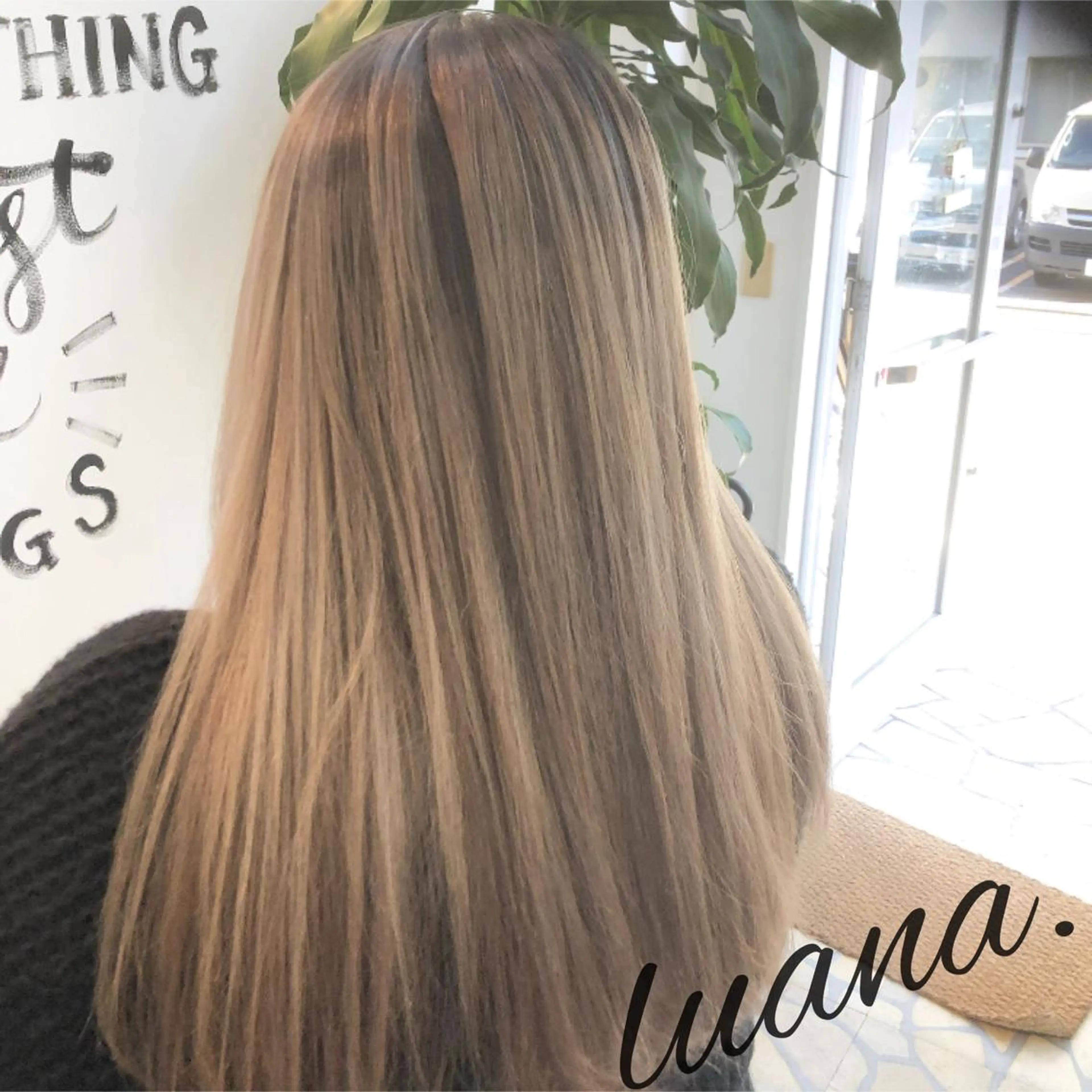 ロング ハイライト ヘアカラー トリートメント エクステ・髪質改善・ ブリーチ・吉田大介のヘアスタイル