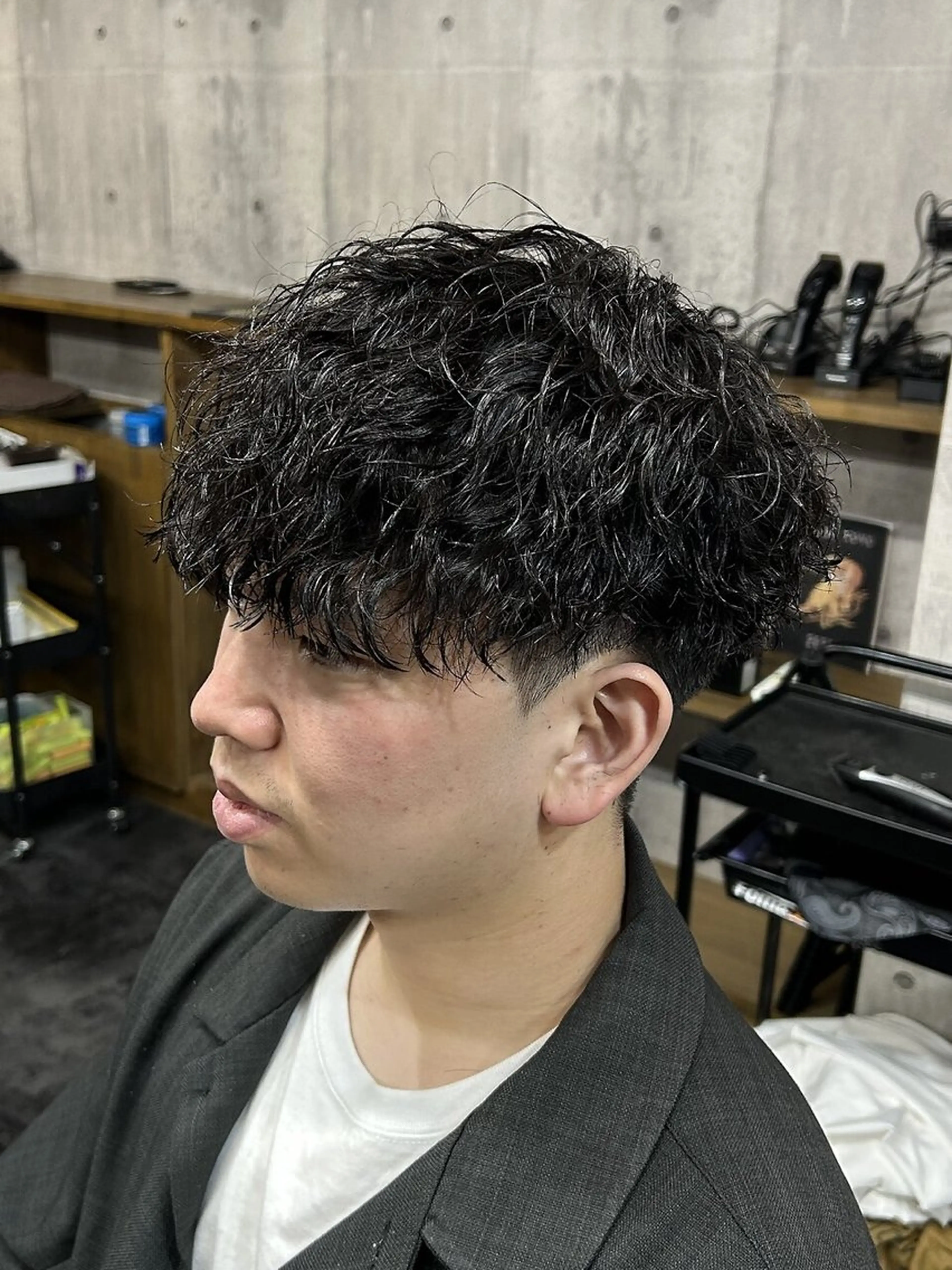 パーマ メンズ 三谷 仁のヘアスタイル