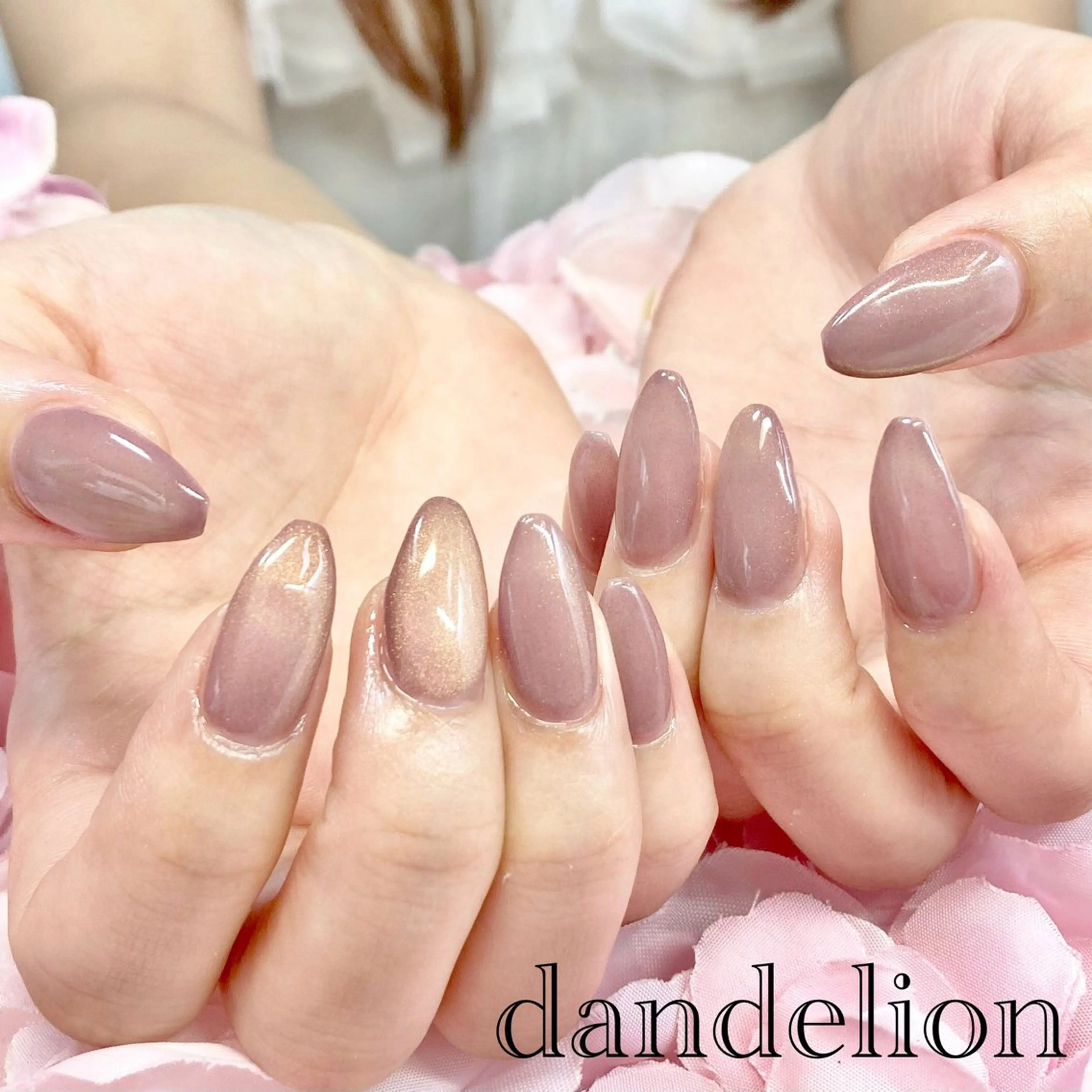 ネイル ハンドネイル ハンドケア dandelion ダンデライオンのネイルデザイン