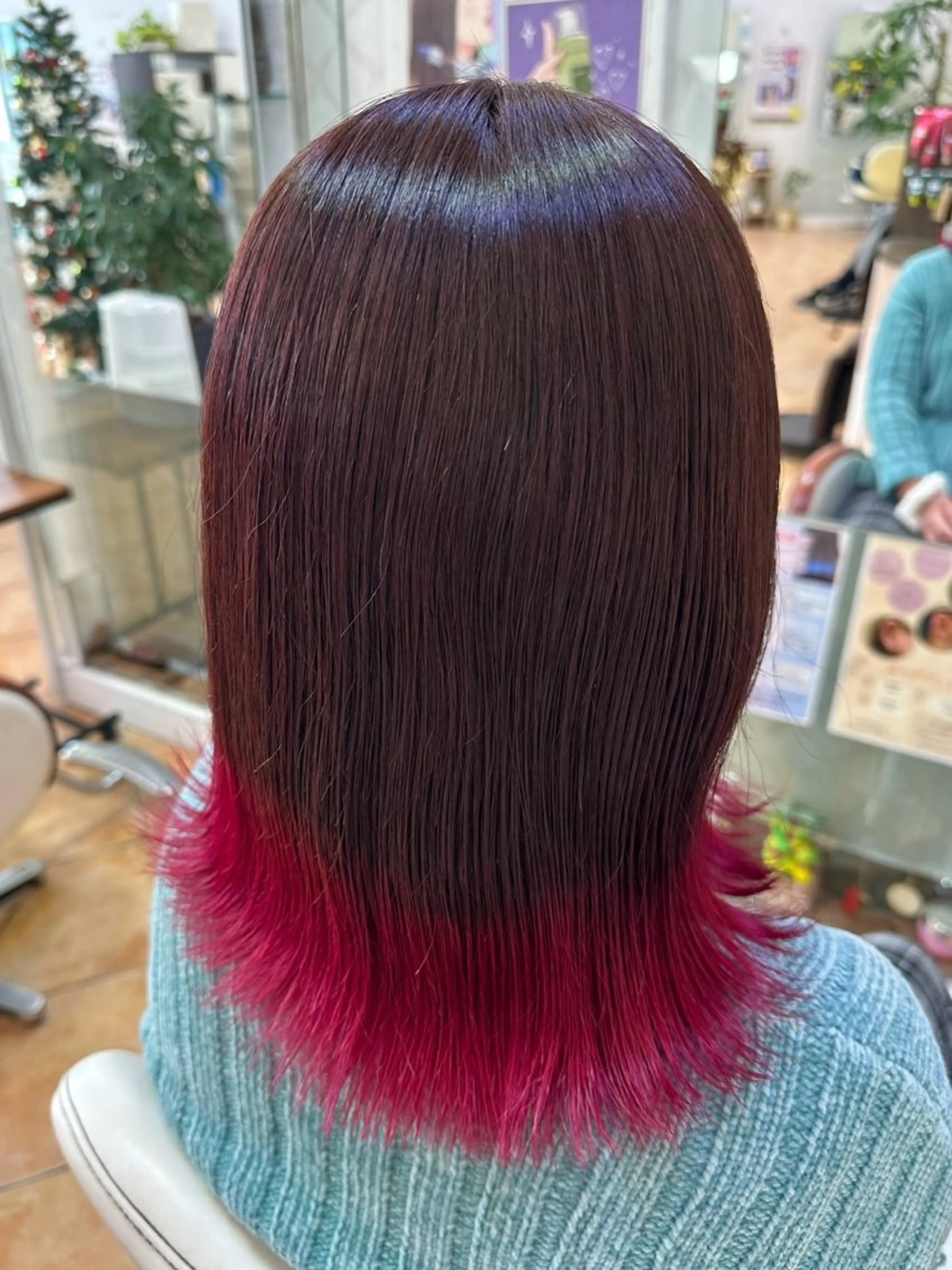 カラー ブラウンカラー ピンクカラー 廣藤 梨花のヘアスタイル