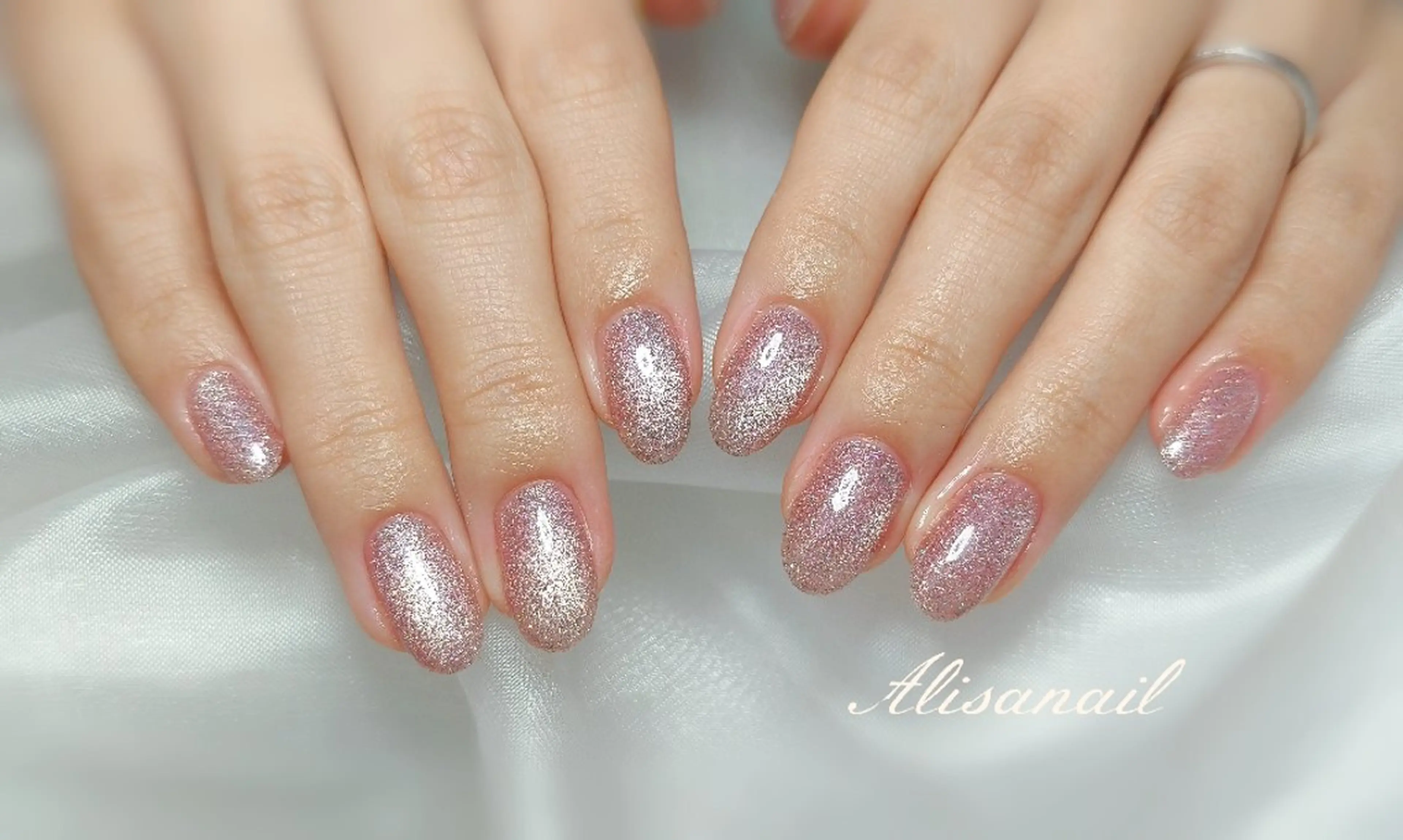 ネイル マグネットネイル エ ンのネイルデザイン