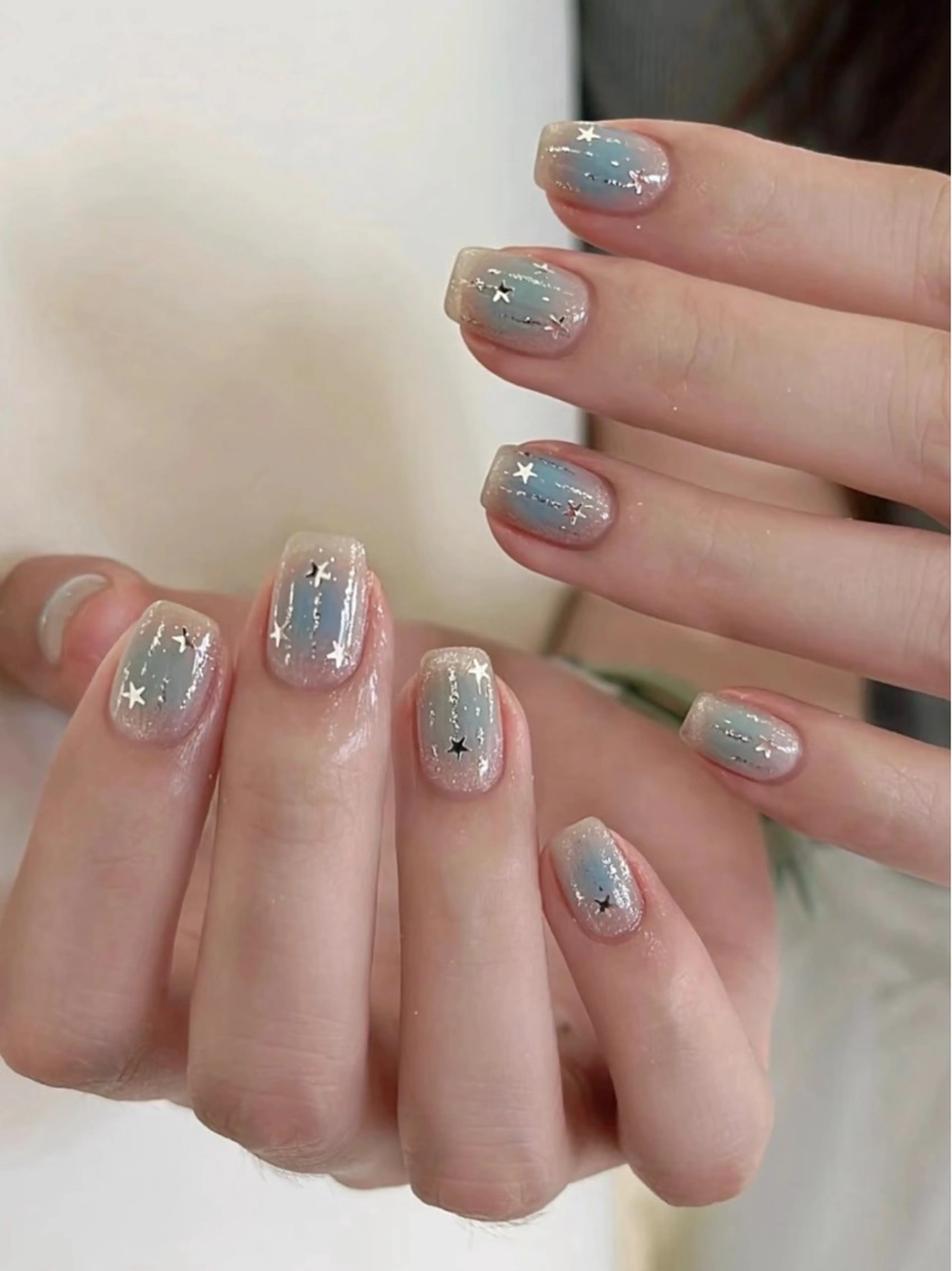 ネイル オーロラネイル 長さ出し フットネイル 韓国ネイル ラメ(グリッター) 👍thumbs up nail👍のネイルデザイン