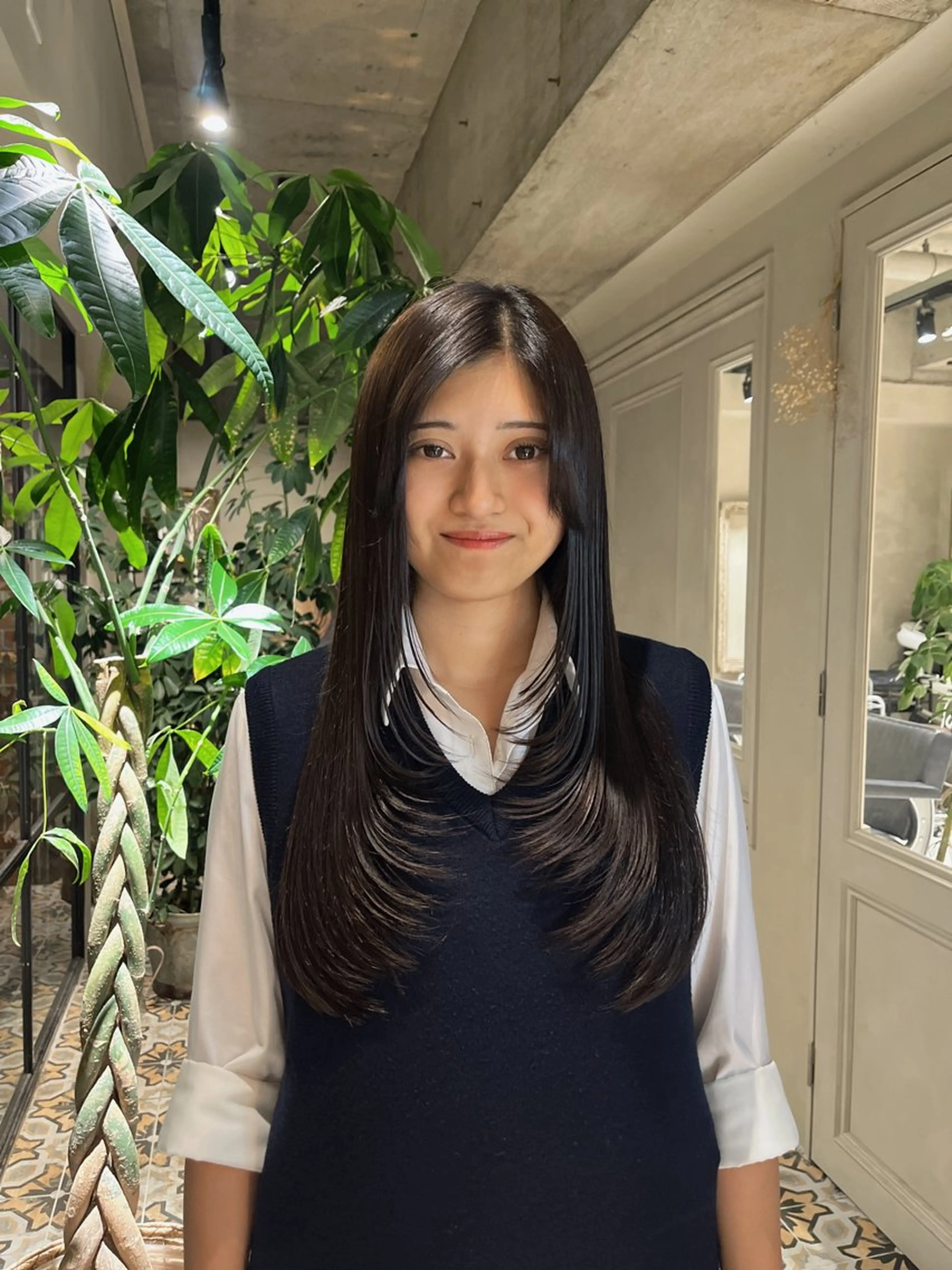 ロング カラー カット 縮毛矯正 TaNa. 笑南(えみな)のヘアスタイル