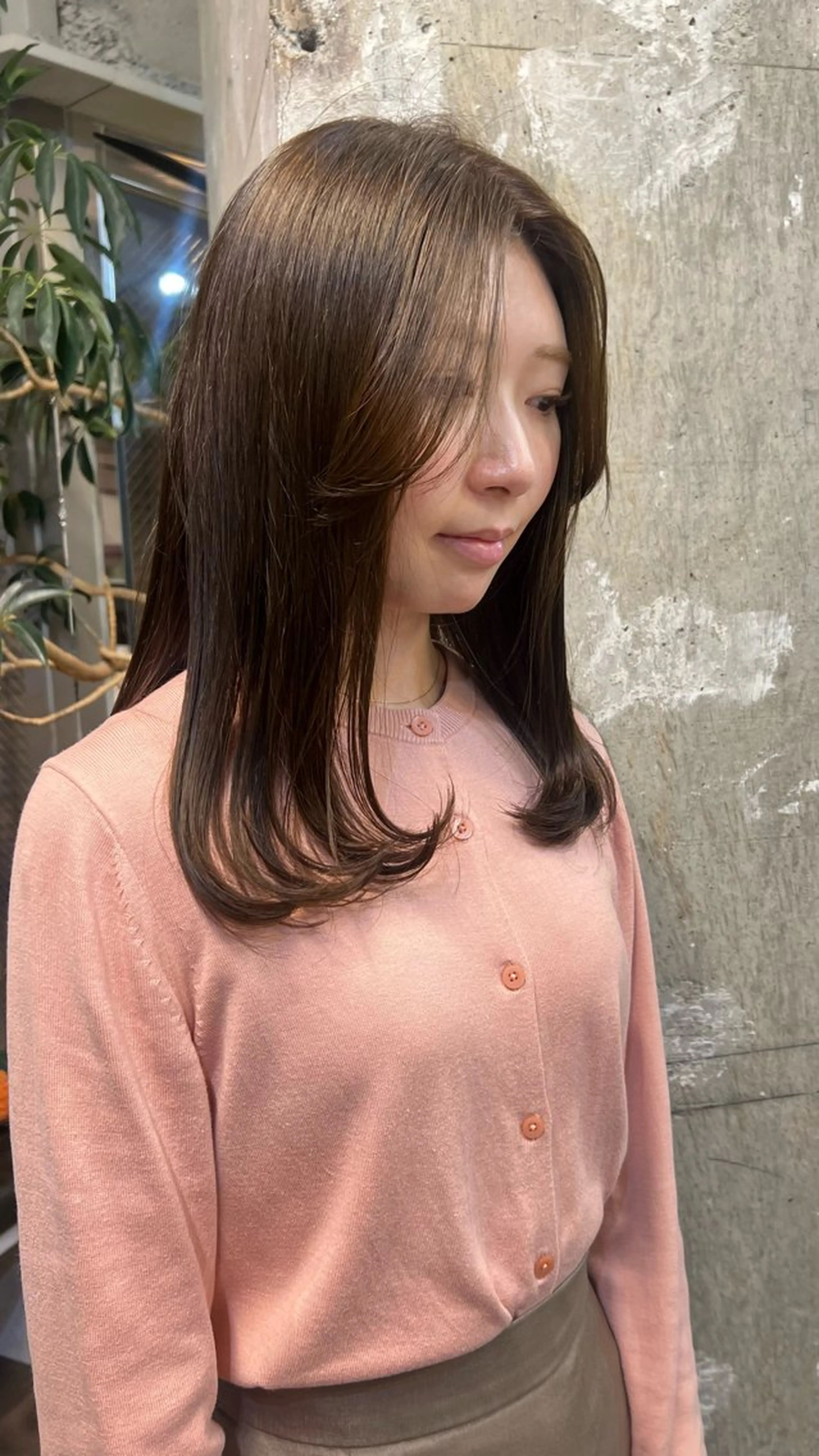 ミディアム カラー 坂本 かやのヘアスタイル
