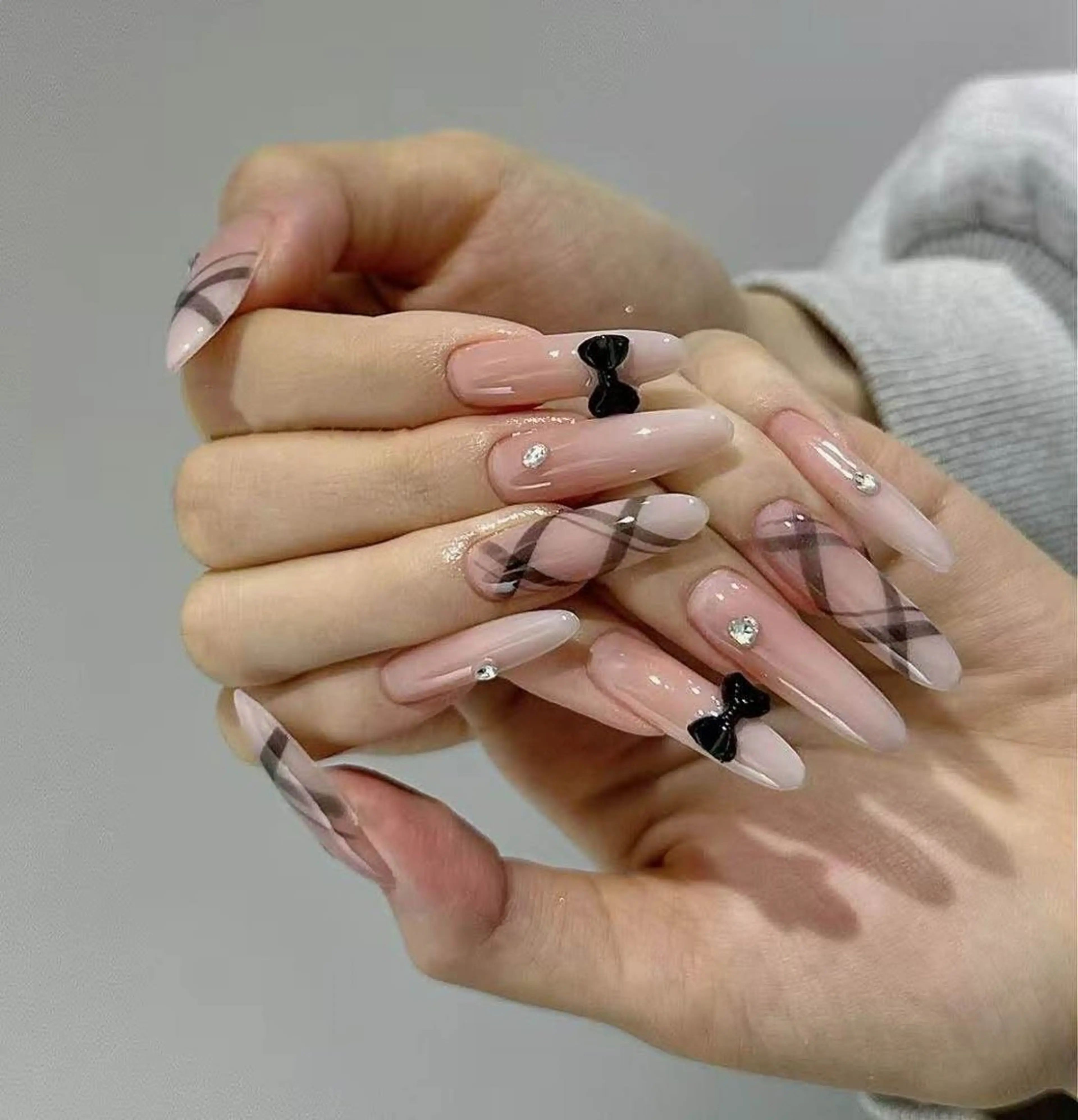 ネイル オーロラネイル フラワーネイル フットネイル フレンチネイル ジェルネイル ハンドネイル 相沢 さやかのネイルデザイン