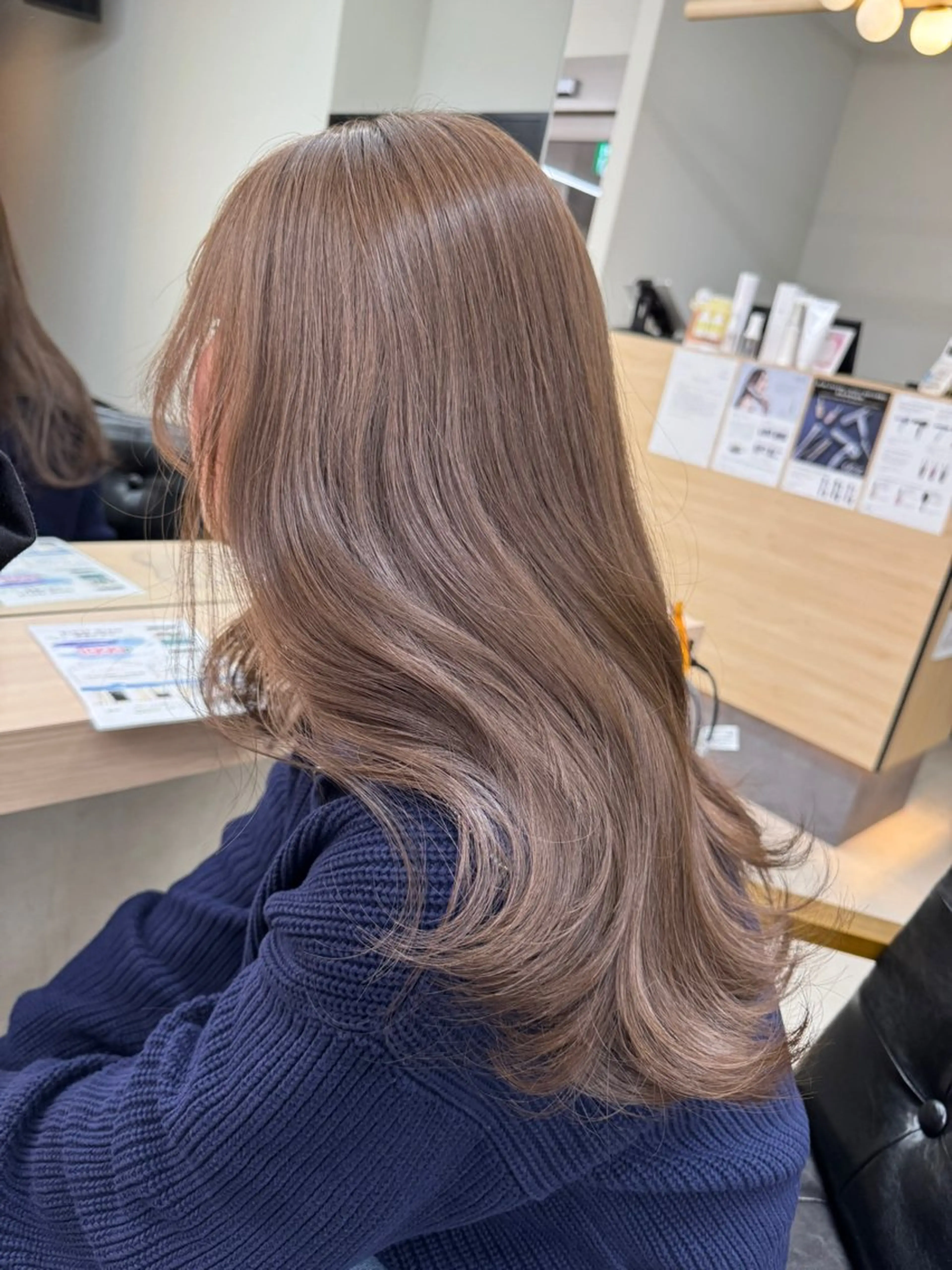 セミロング カット ヘアカラー トリートメント ALEAP owl 平野 宏樹のヘアスタイル