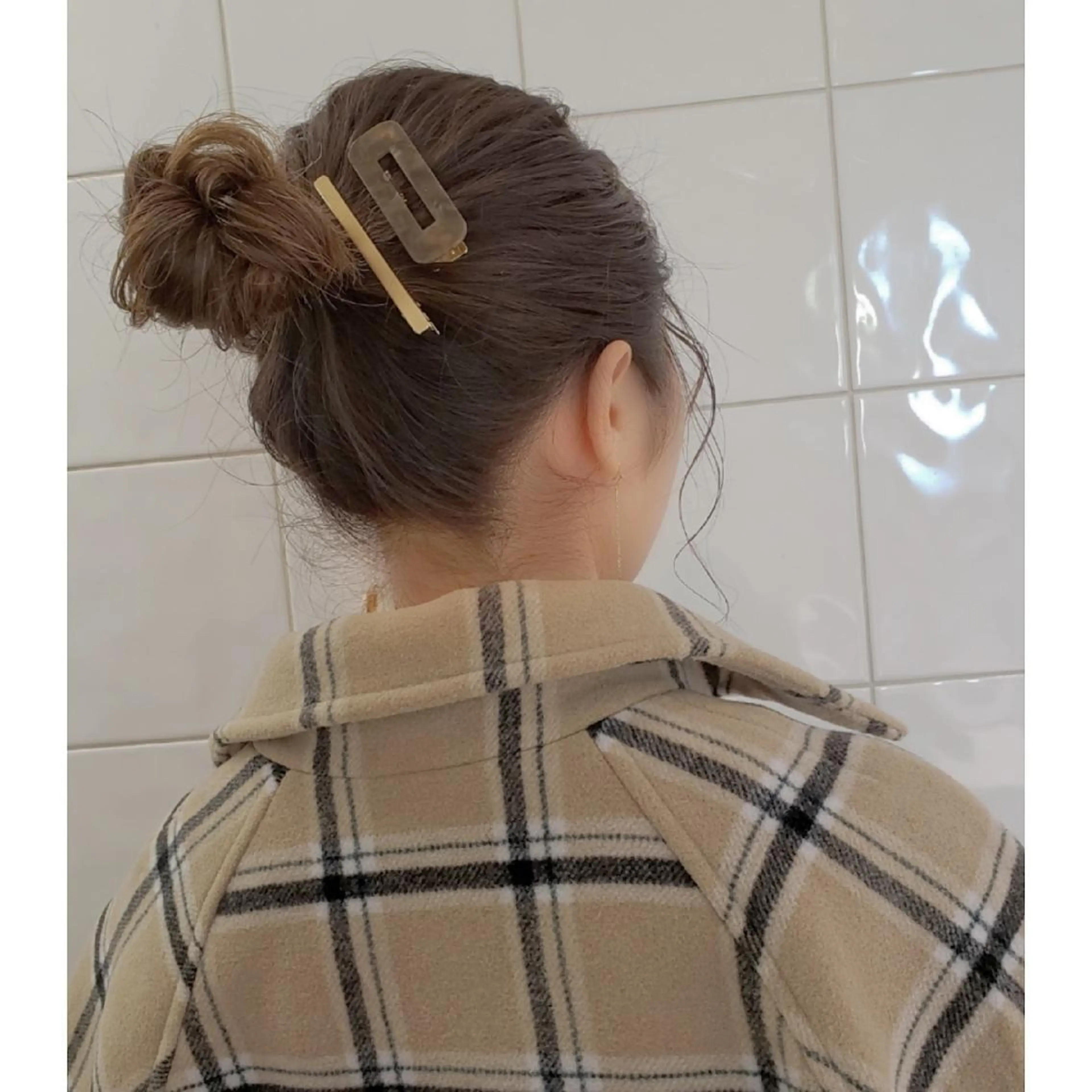 セミロング ヘアアレンジ カラー お団子ヘア 髪質改善サロン🍃 AIRI のヘアスタイル