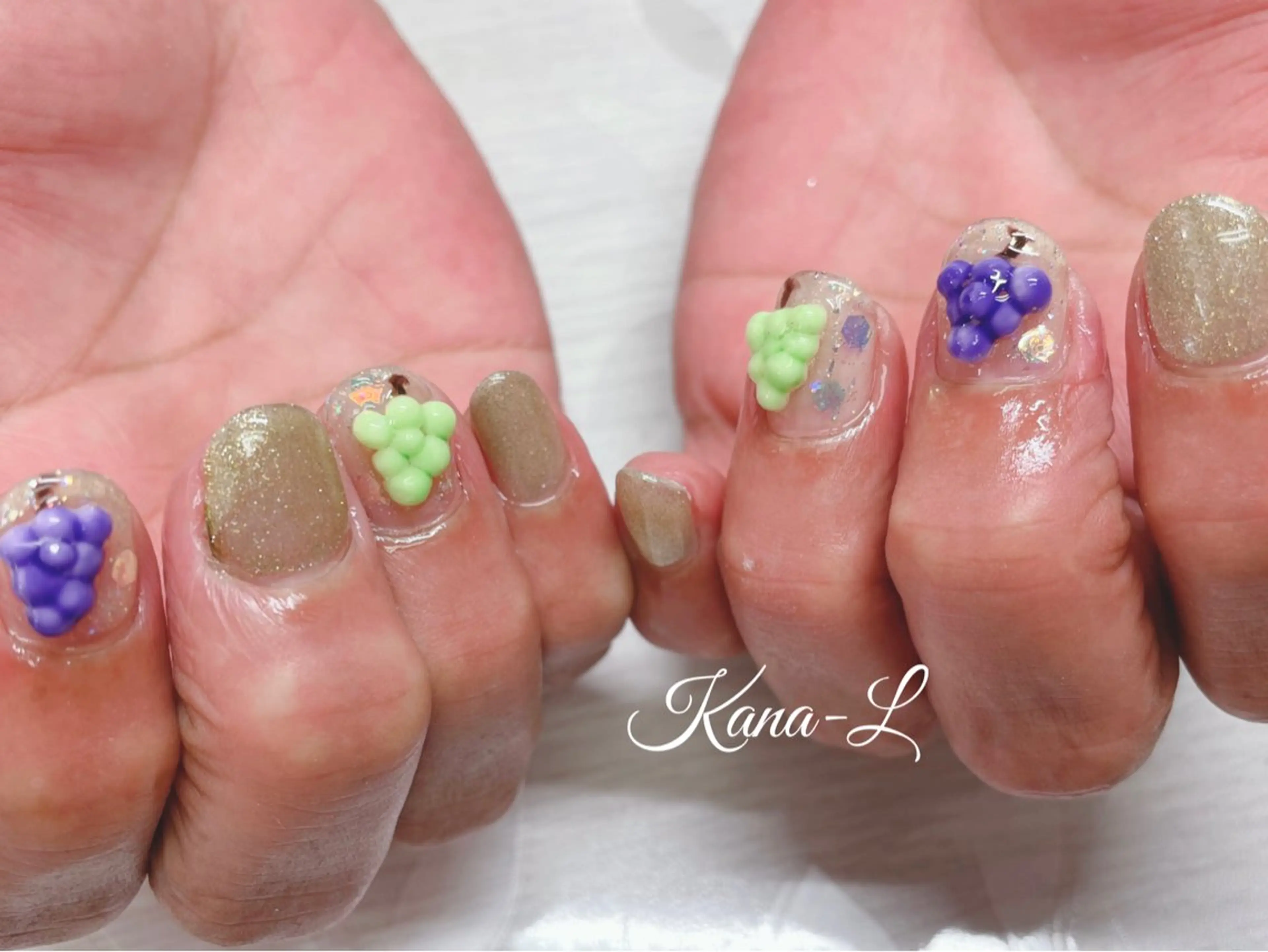 ネイル ジェルネイル パラジェル ぷっくりネイル 芦辺 香奈のネイルデザイン