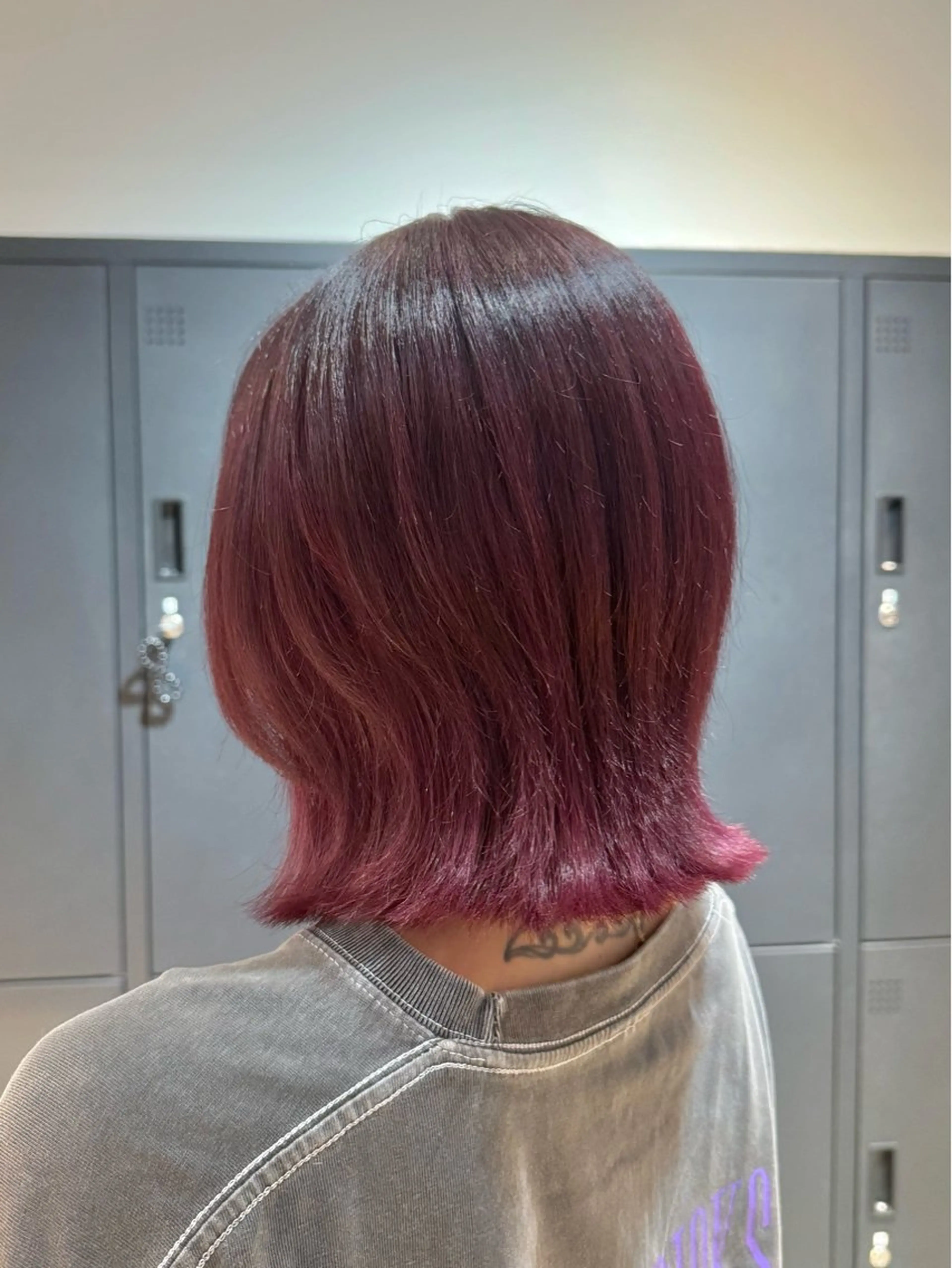 ミディアム カラー 🪞きら艶ロング カラー🩶 azuのヘアスタイル