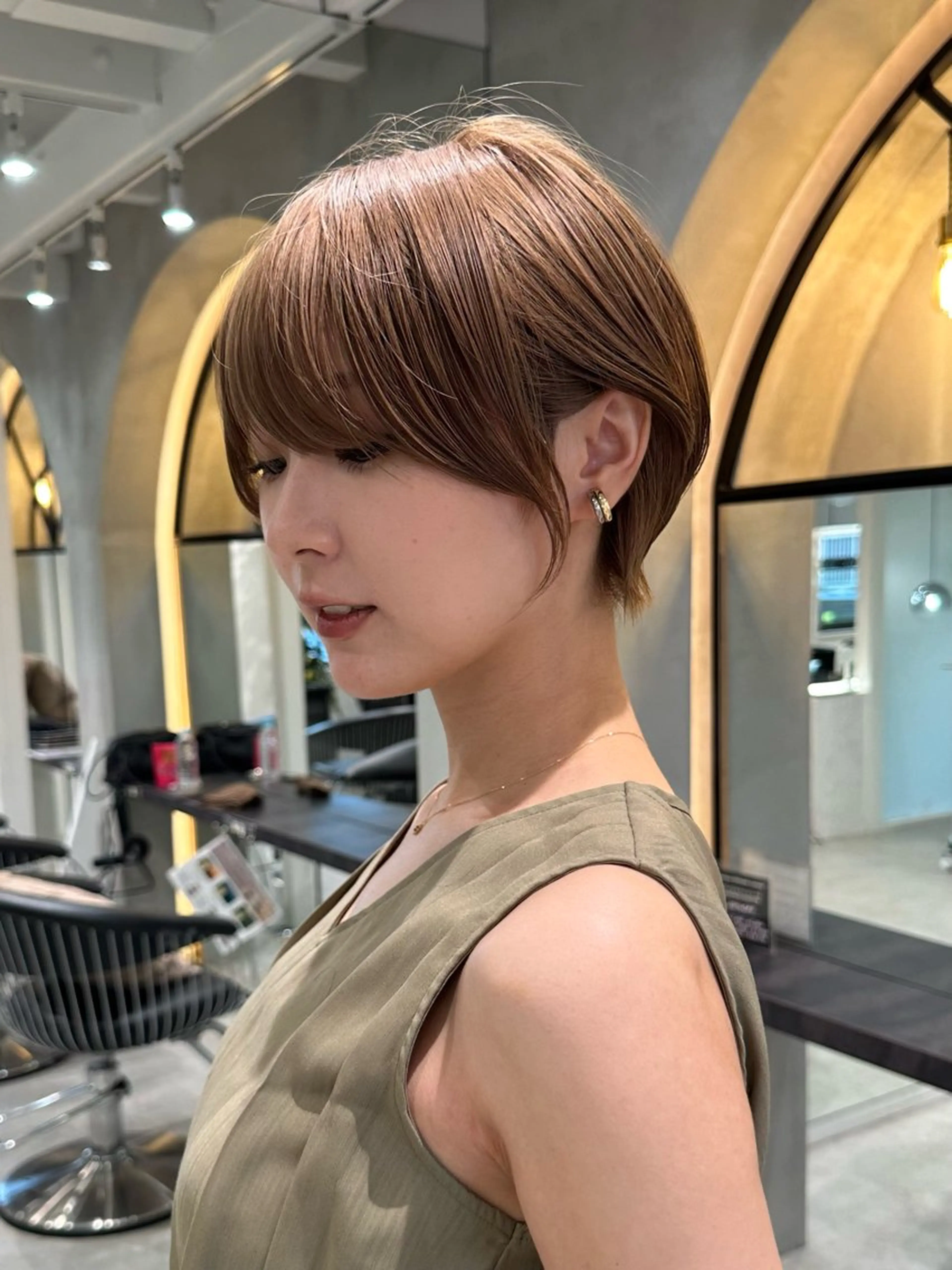 ショート ショートヘア 小顔カット カット ヘアカラー トリートメント ヘッドスパ taiga レイヤー /髪質改善/矯正🌈のヘアスタイル