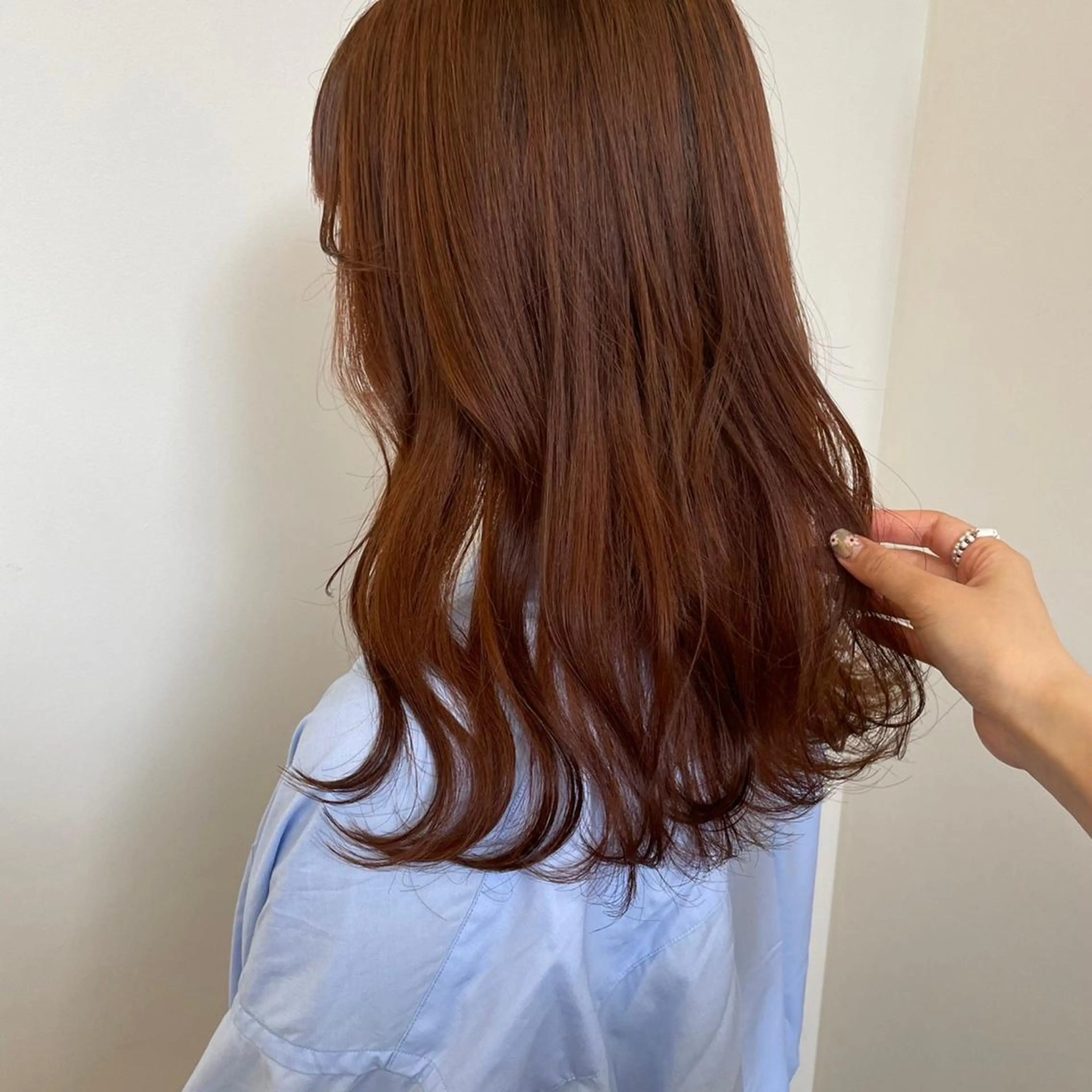 セミロング カラー GOODDAY ヘアサロンのヘアスタイル