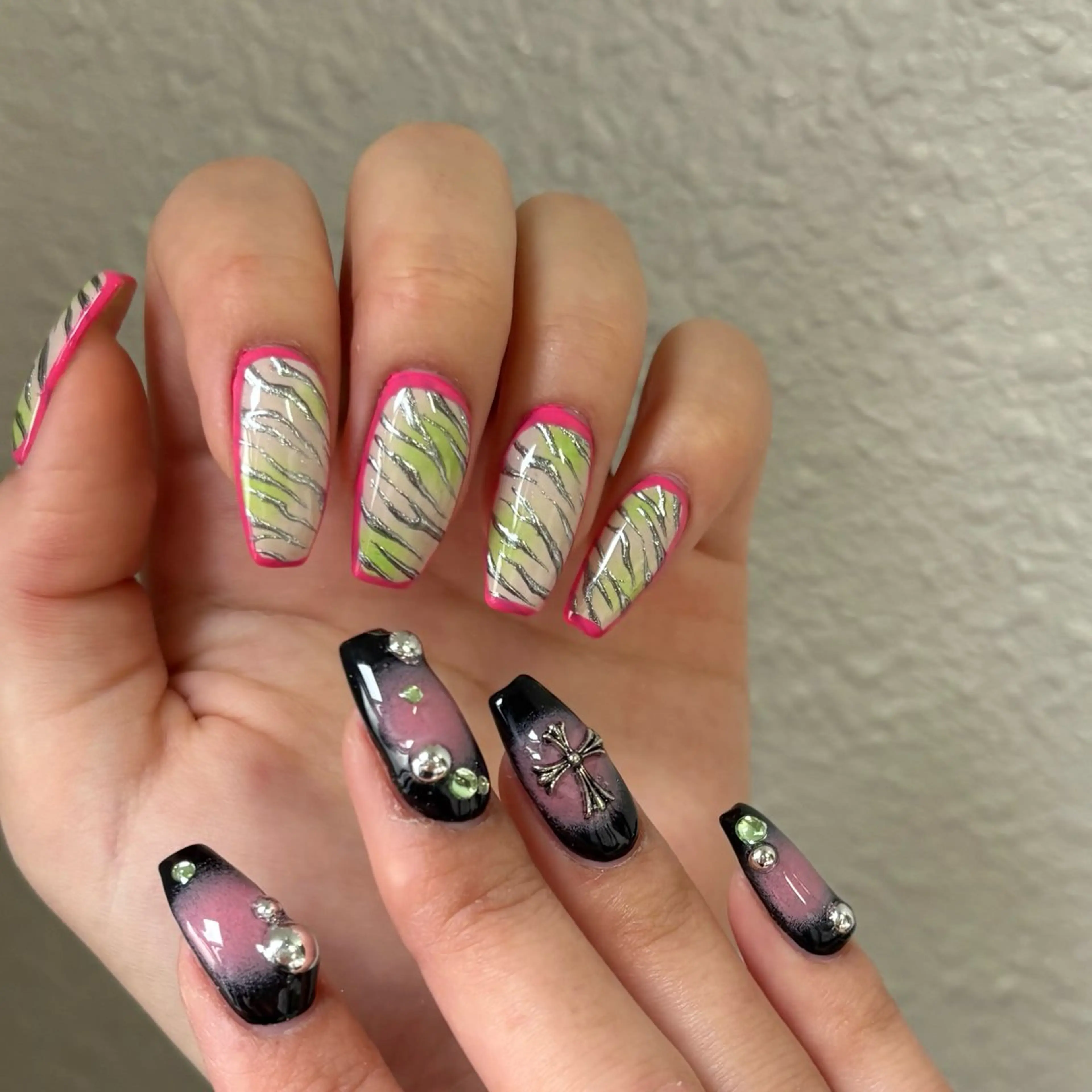 ネイル ハンドネイル Basic町田本店 Suzunaのネイルデザイン