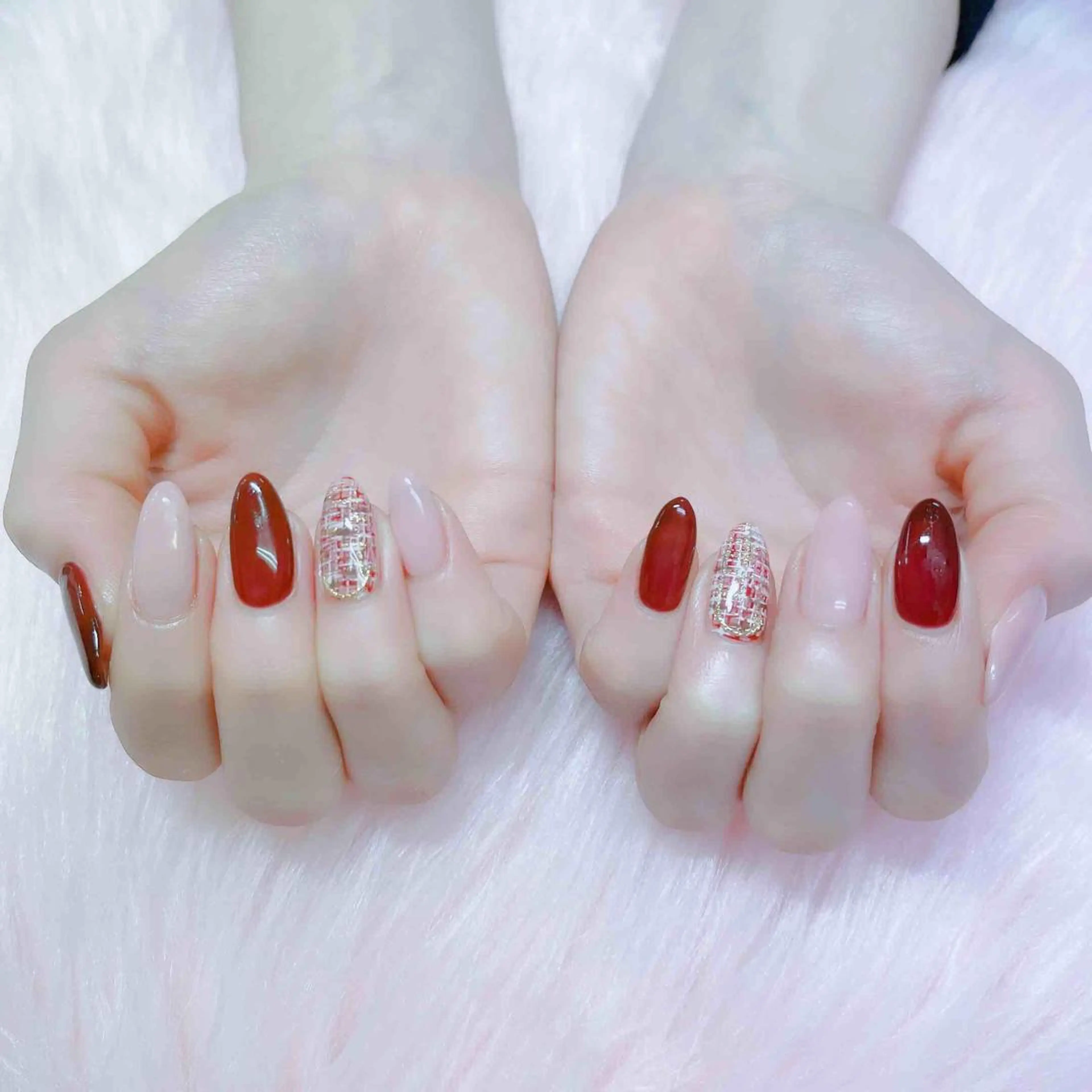 ネイル ハンドネイル MoonNail ユリ🌸のネイルデザイン