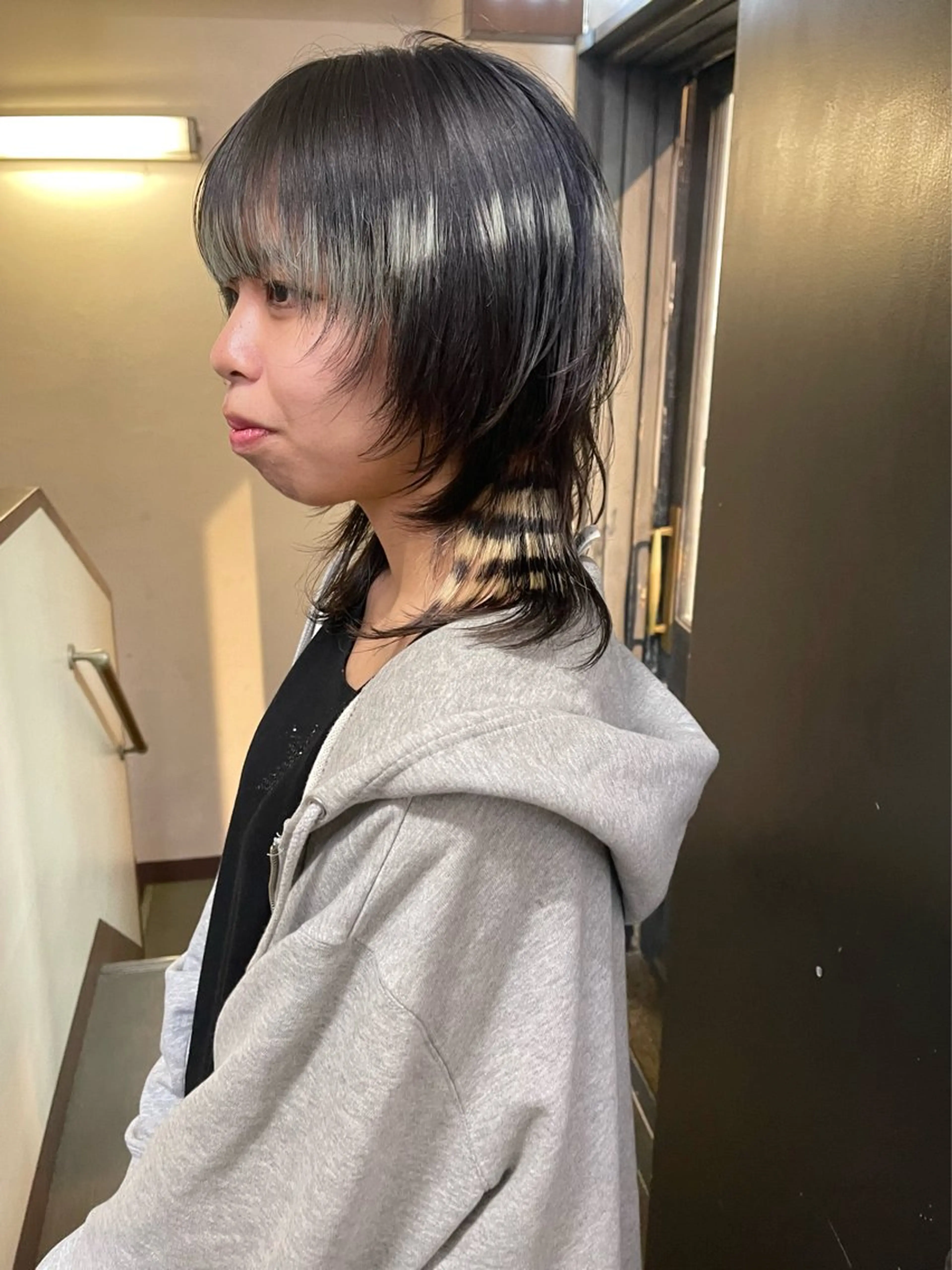 セミロング カラー カット ヘアカラー トリートメント 安部佑哉/ハイトーン /レイヤー/ブリーチのヘアスタイル