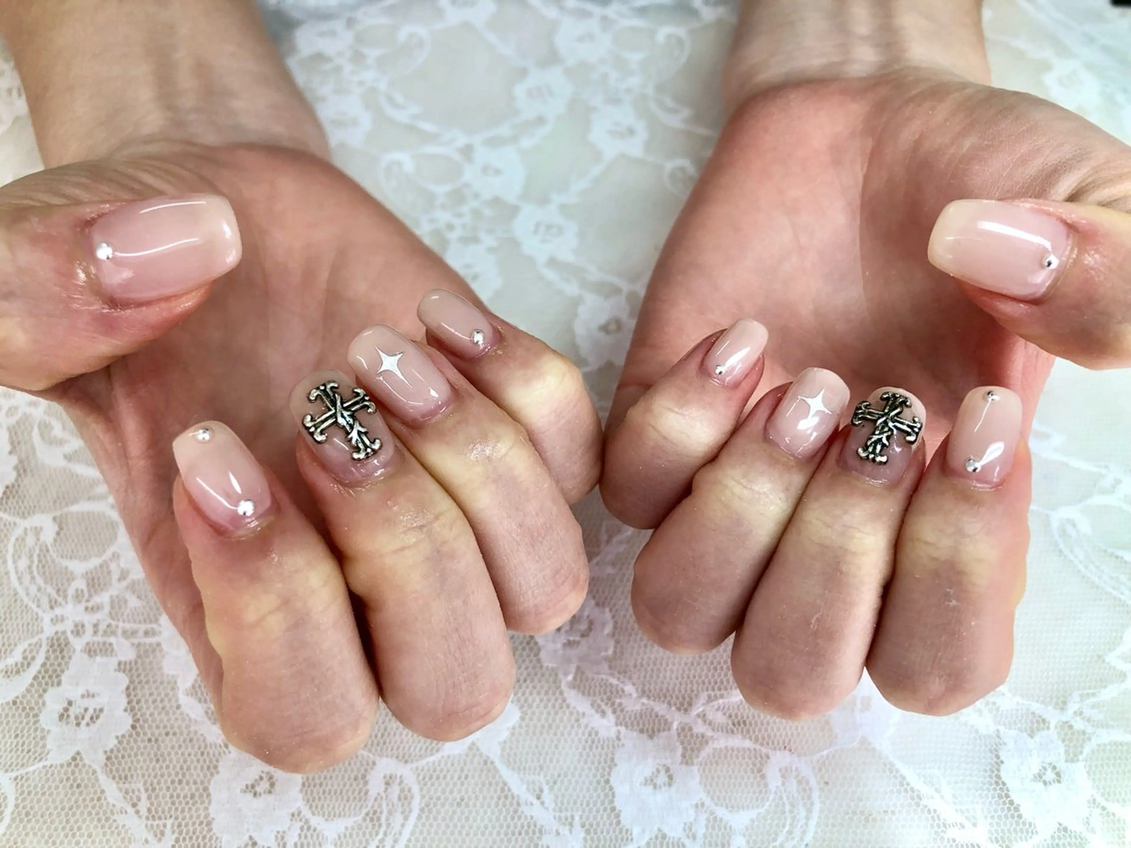 ネイル ワンホンネイル ハンドネイル ハンドケア Epokku ネイルサロンのネイルデザイン