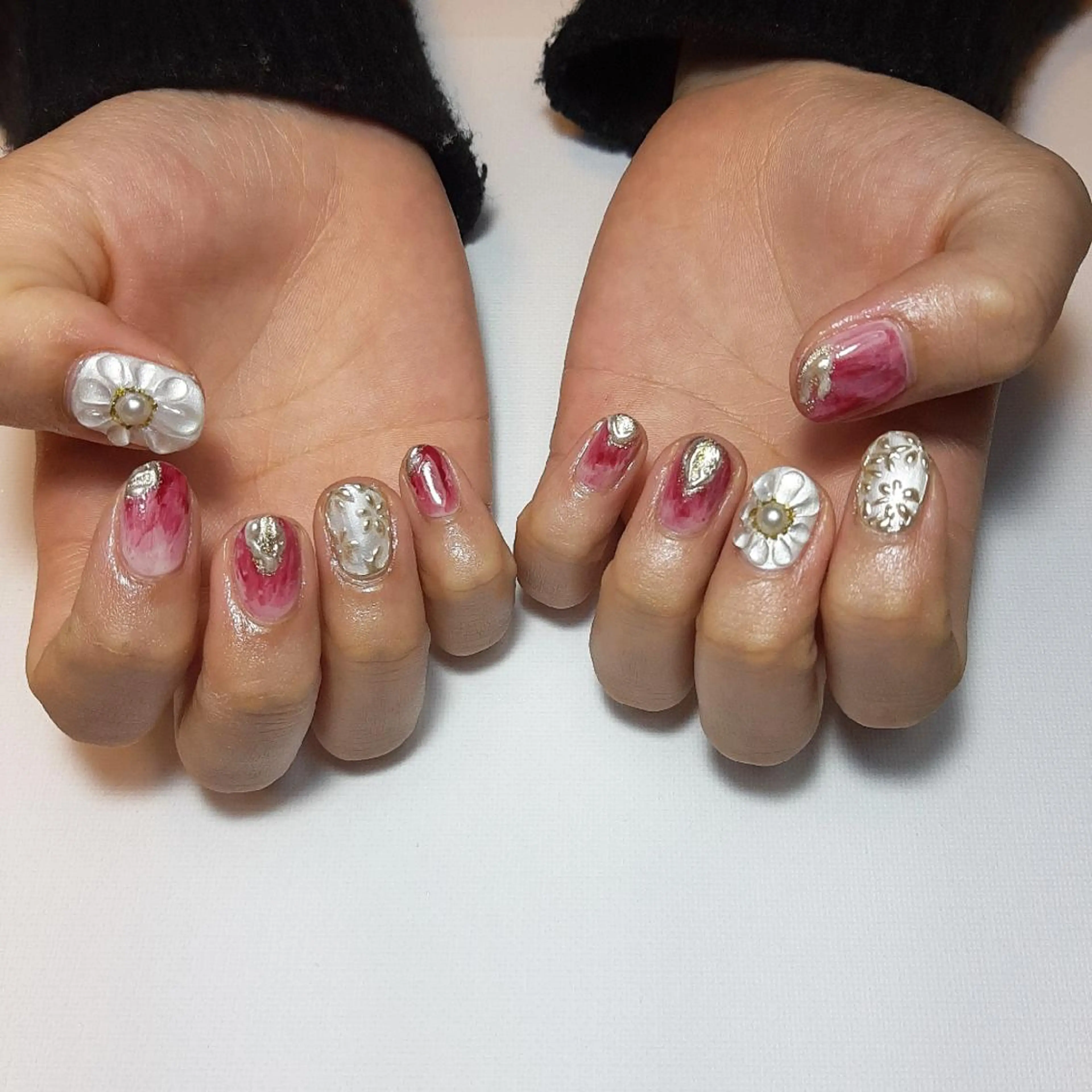 ネイル 成人式 フラワーネイル ニュアンスネイル owlnail /持込みデザイン専門のネイルデザイン