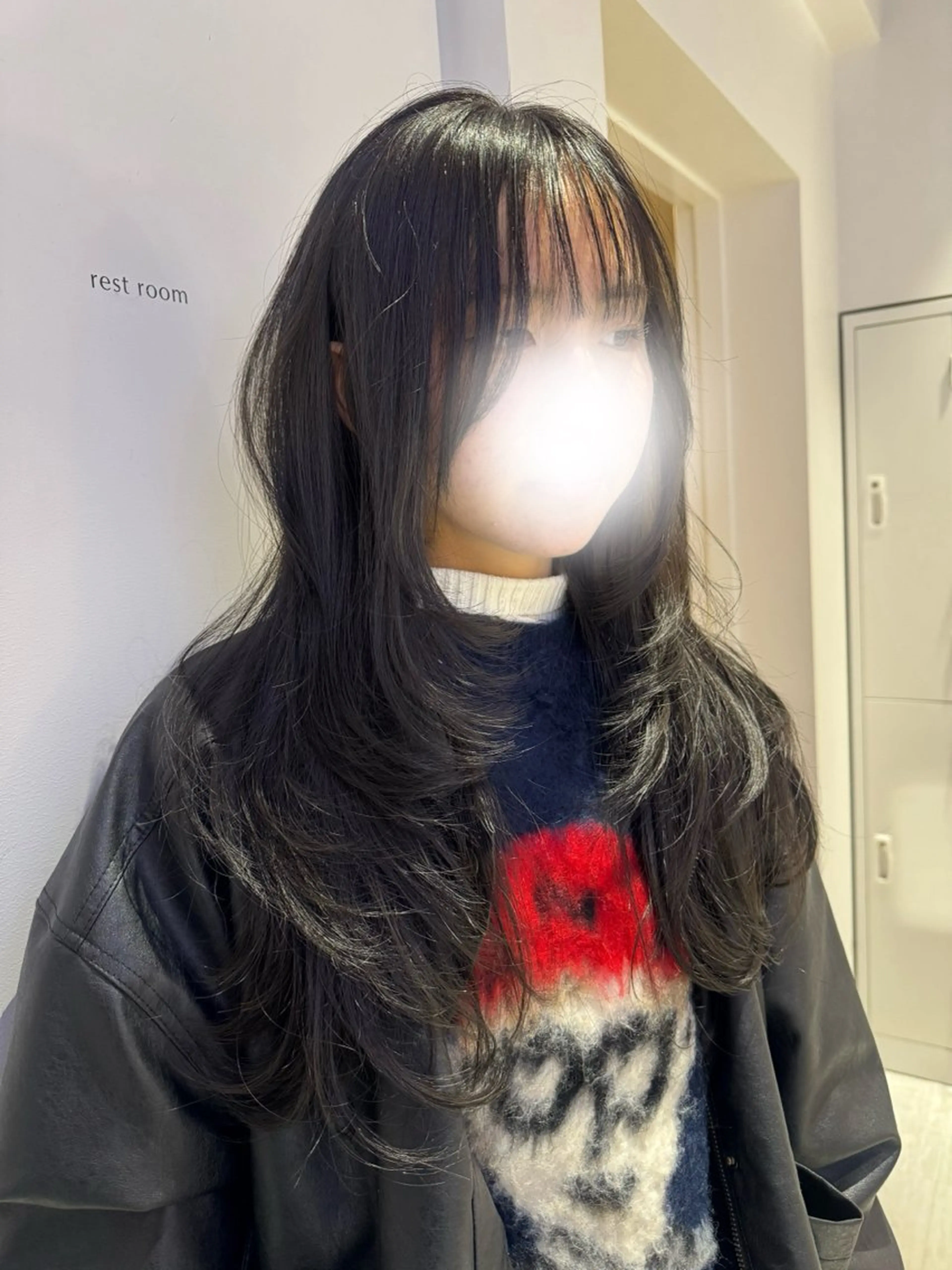 ロング カラー 透明感カラー レイヤーカット カット ヘアカラー Ami/艶カラー/ レイヤー/ハイトーンのヘアスタイル