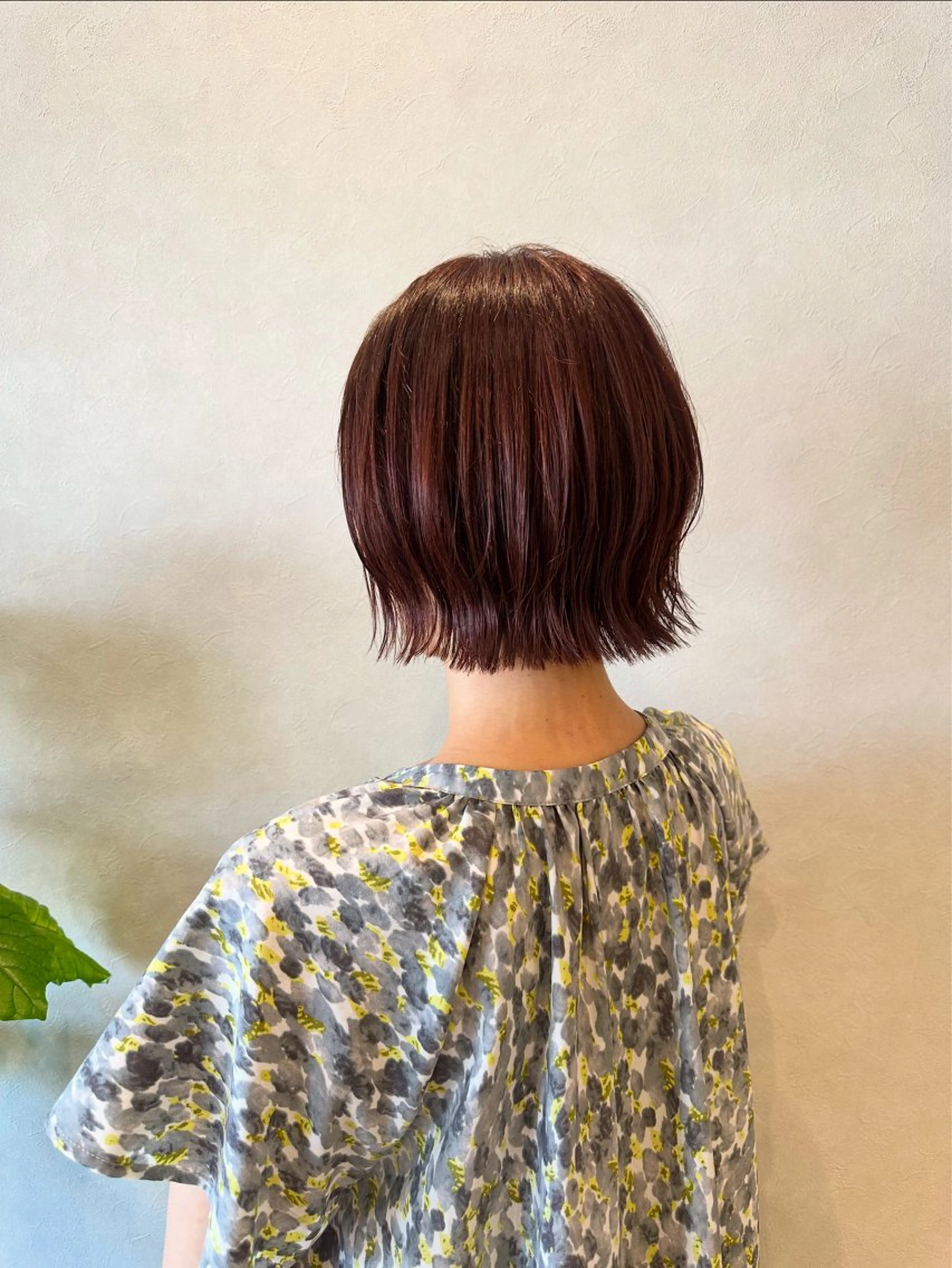 ショート ボブ 外ハネヘア カット ヘアカラー トリートメント sugiyama noaのヘアスタイル