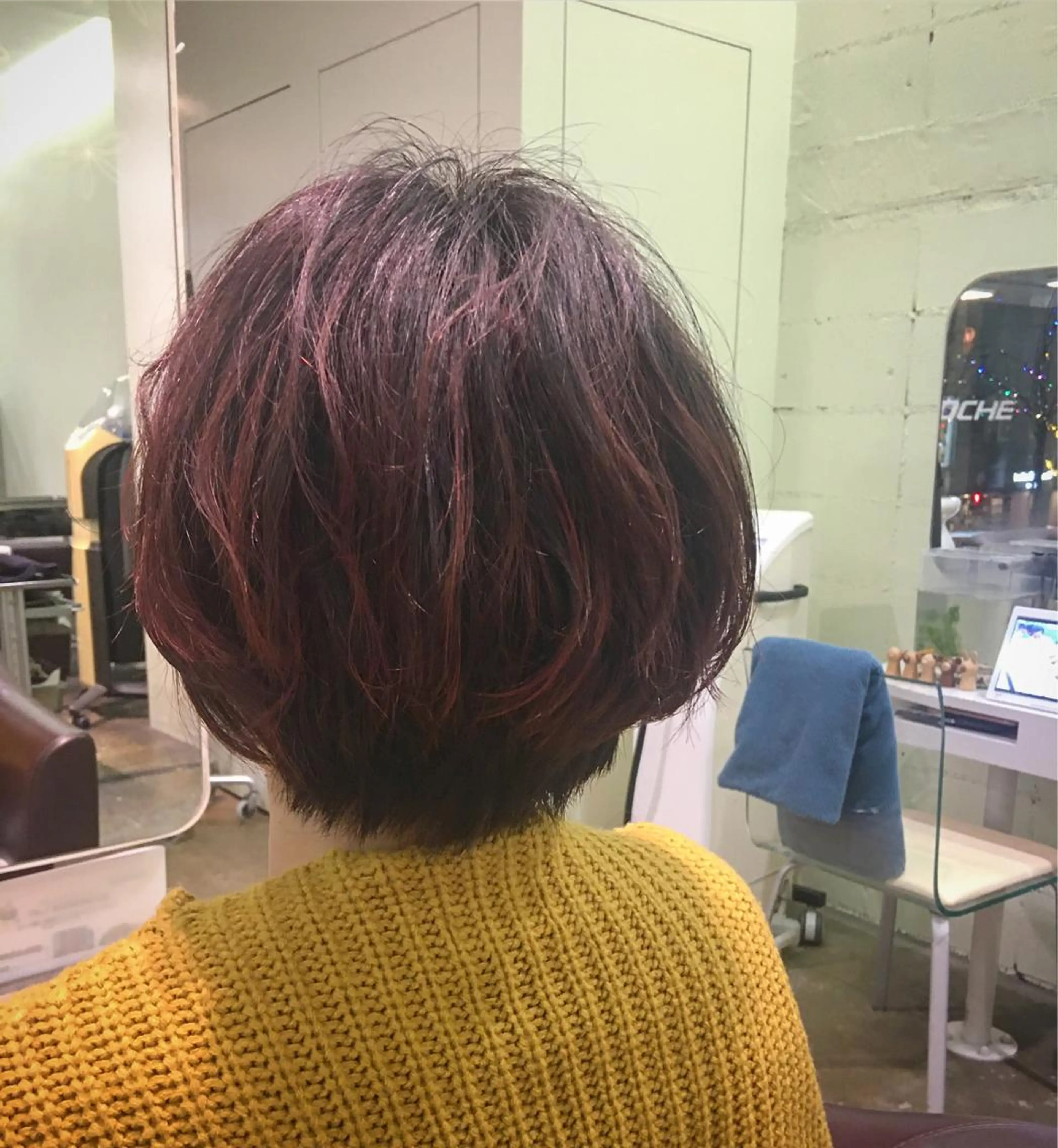 ショート カラー ハイライトカラー ハイライト ショートヘア 中村 碧のヘアスタイル
