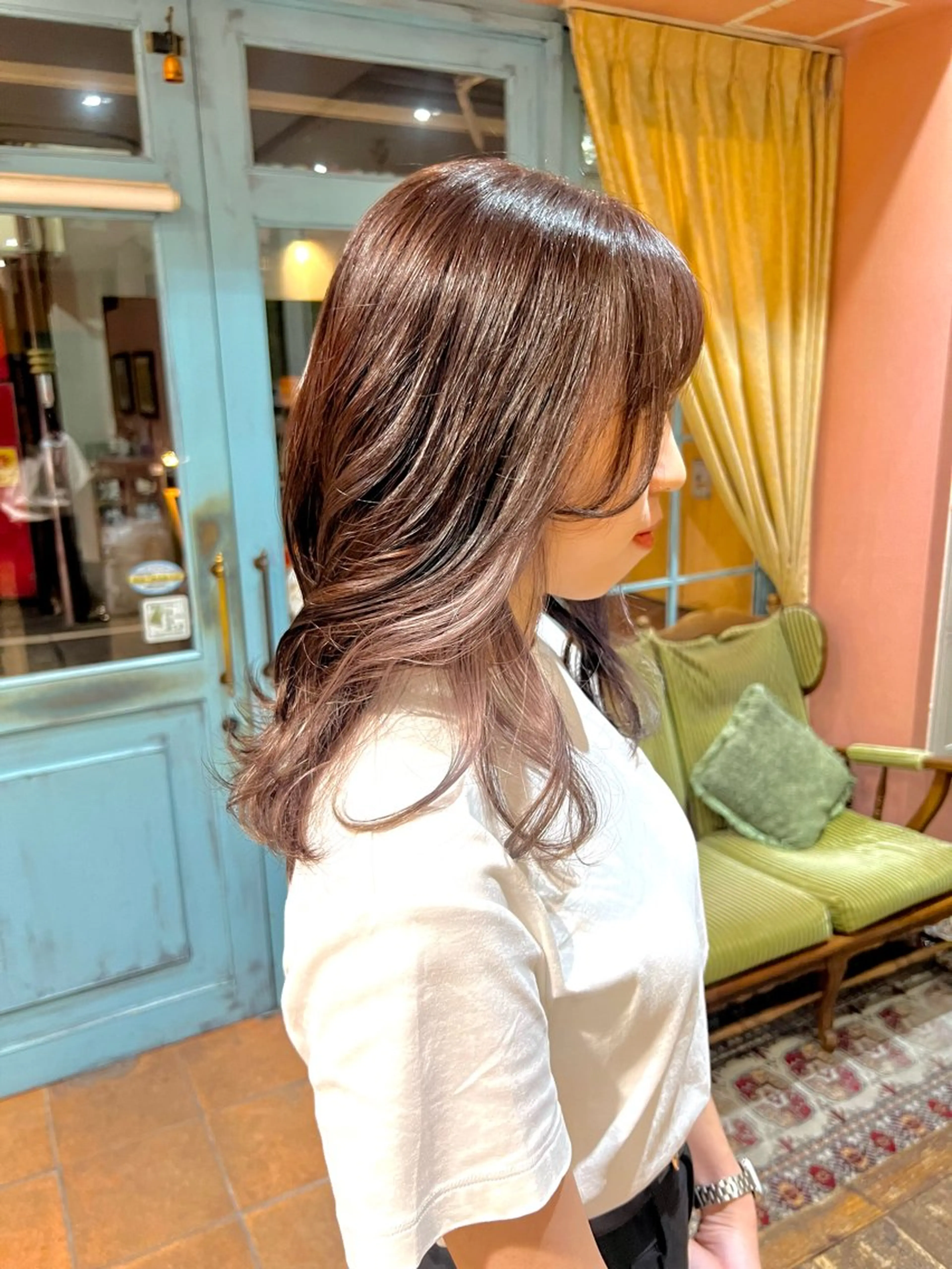 ロング カラー インナーカラー PON　ハイトーン ショートカット心斎橋のヘアスタイル