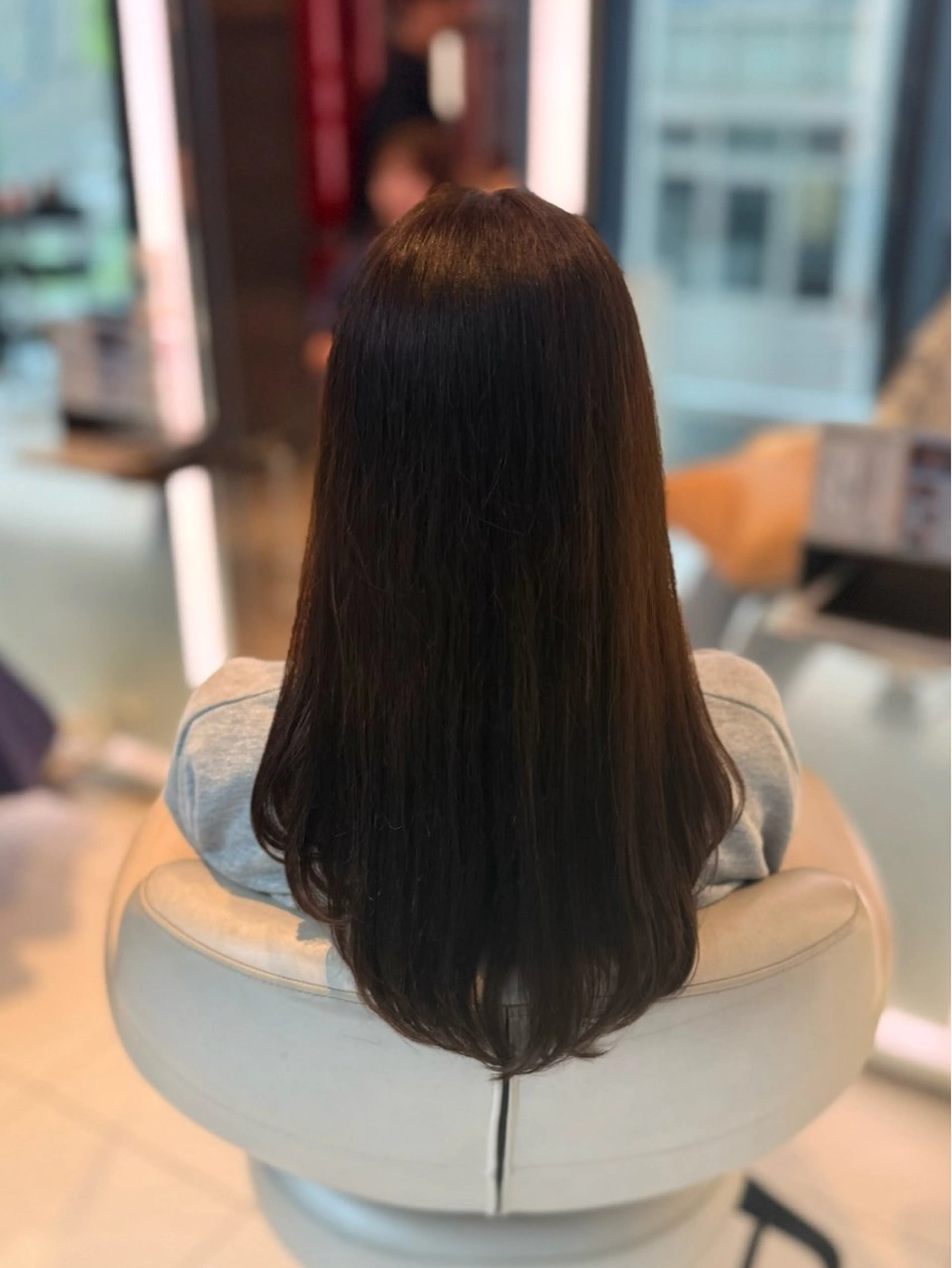 ロング カラー ヘアカラー シモヤ ルカのヘアスタイル