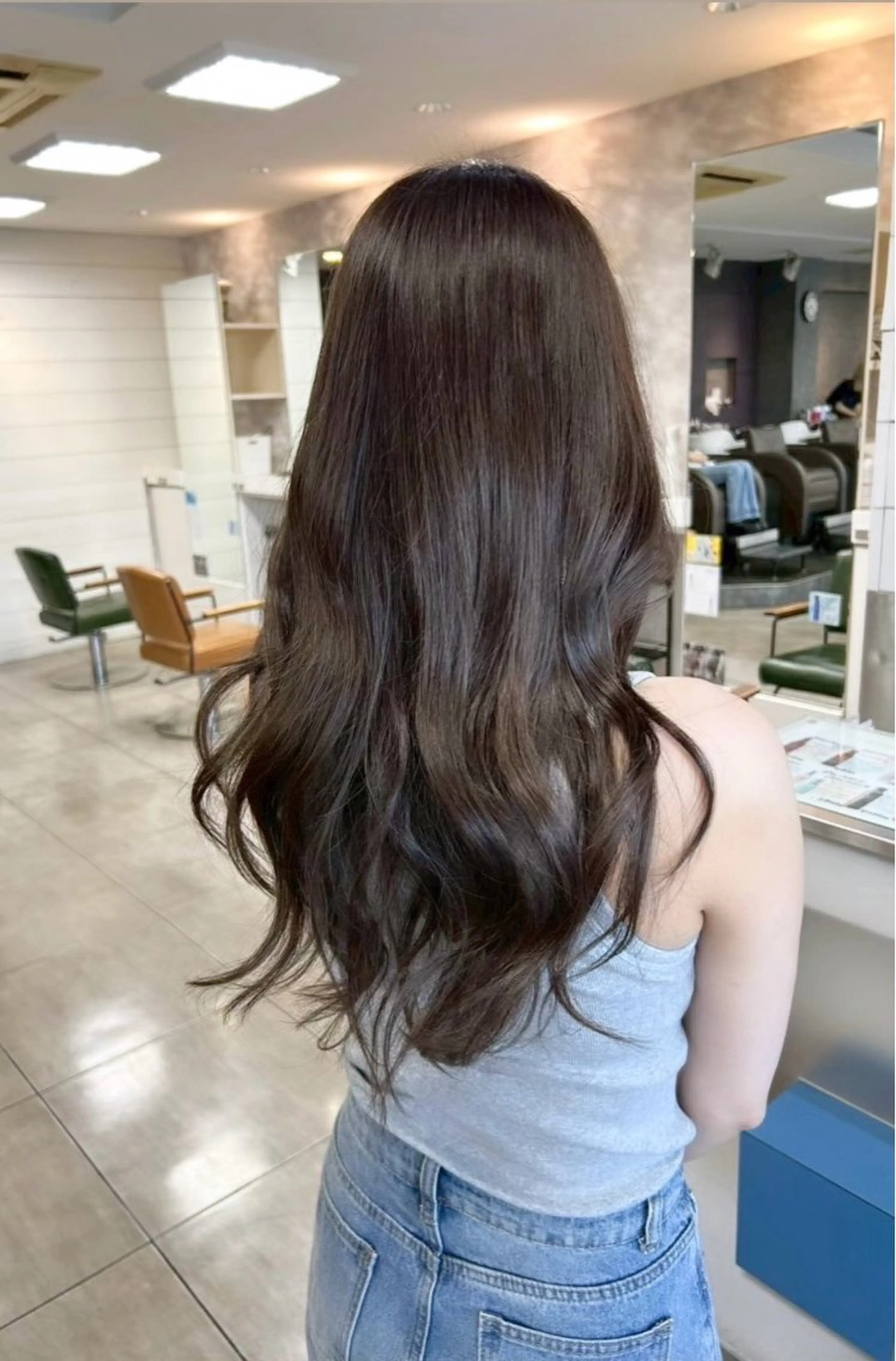 ロング ロングレイヤー レイヤーカット ロング カット ヘアカラー 🫧艶髪カラー🫧 森本くるみのヘアスタイル