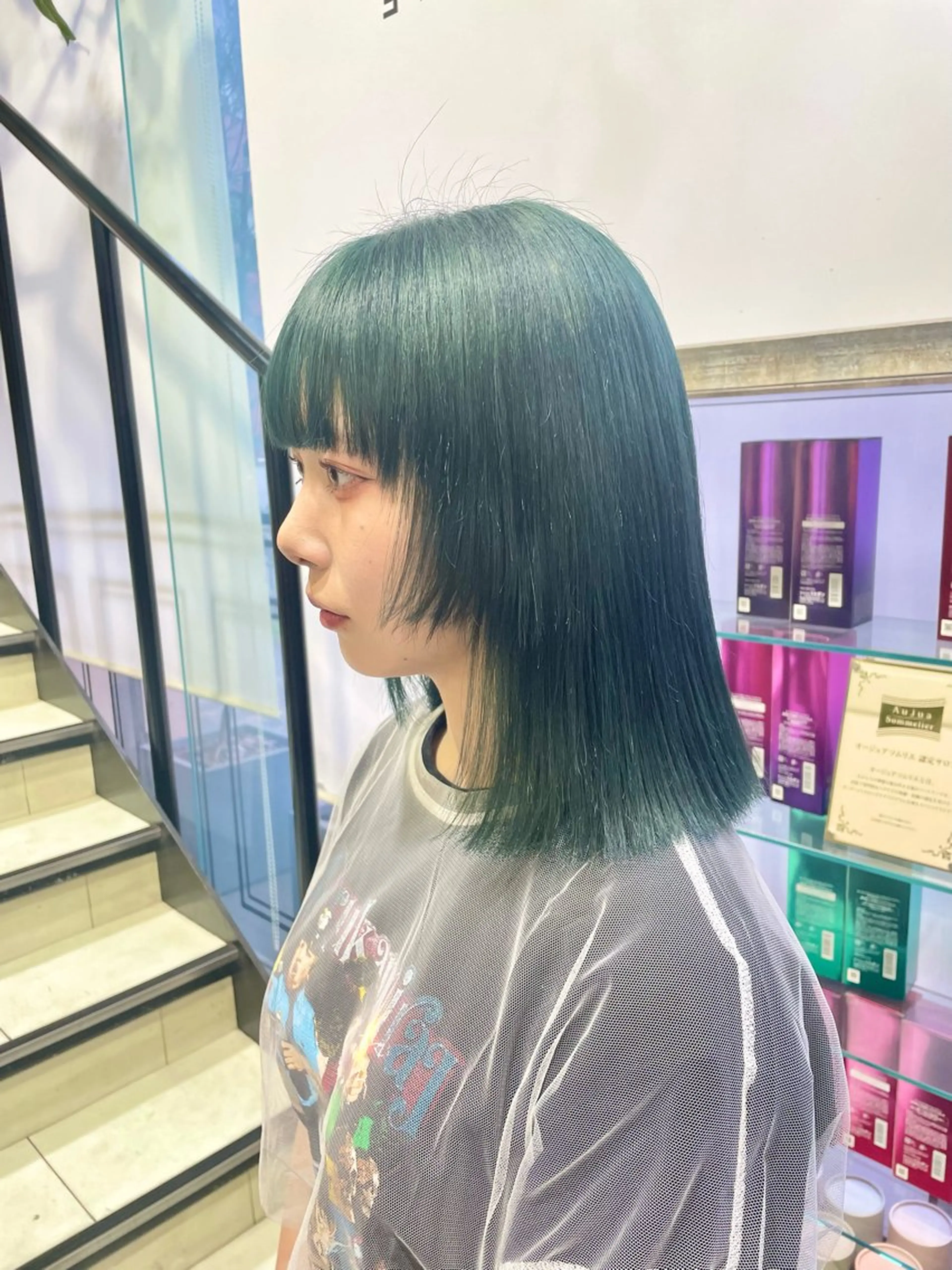 セミロング 艶髪カラー🫧 髪質改善🪽萩原のヘアスタイル