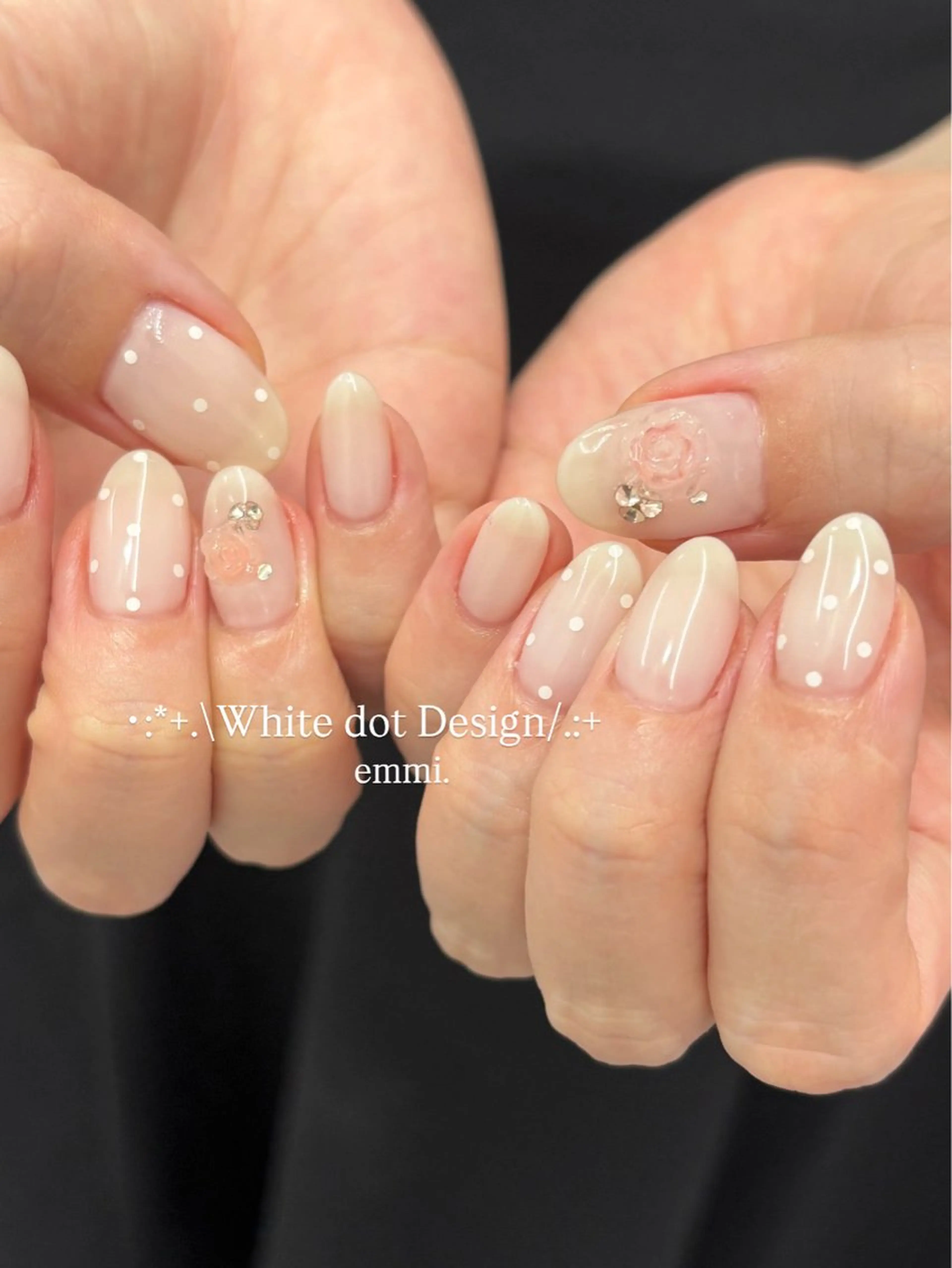 ネイル チークネイル フレンチネイル ガーリー 氷ネイル・うるうるネイル キラキラネイル ハンドネイル emmi nailのネイルデザイン