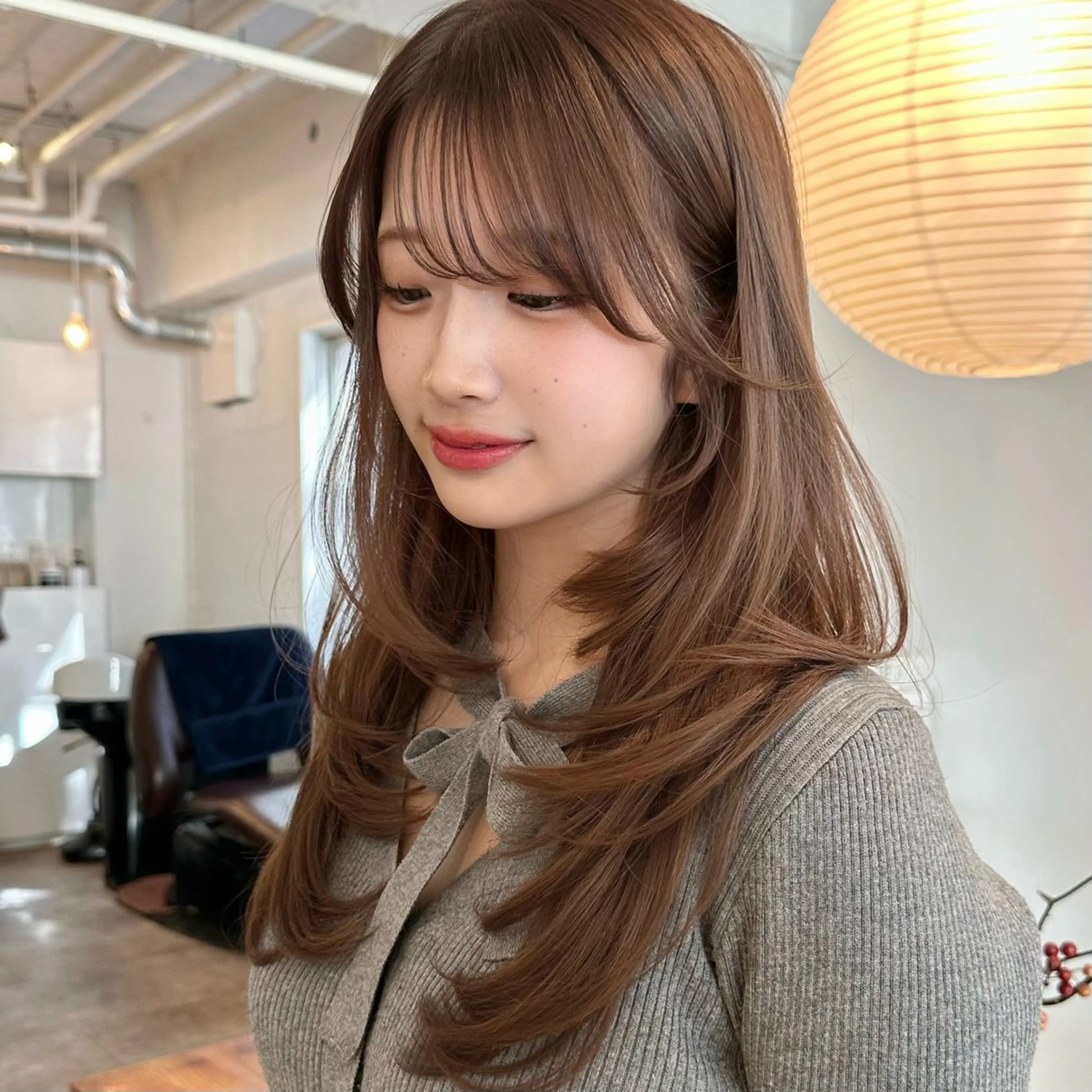 セミロング カット ヘアカラー トリートメント 🌹ハッシュカット、 レイヤー韓国ヘア🌹のヘアスタイル