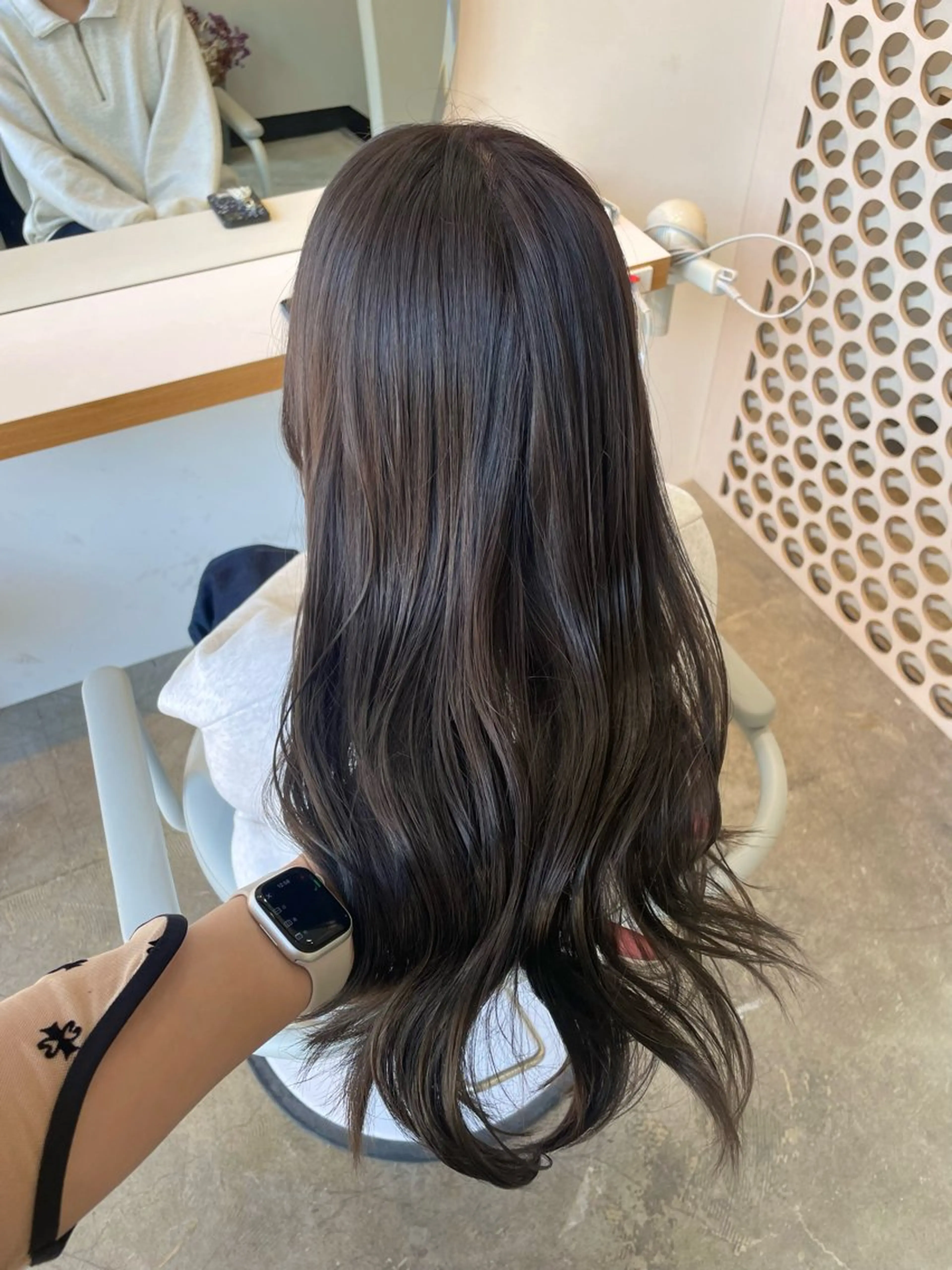 ロング 顔まわりレイヤー 姫カット 韓国風ヘア レイヤーカット ロング 🧸SAKI🎀 韓国レイヤーのヘアスタイル